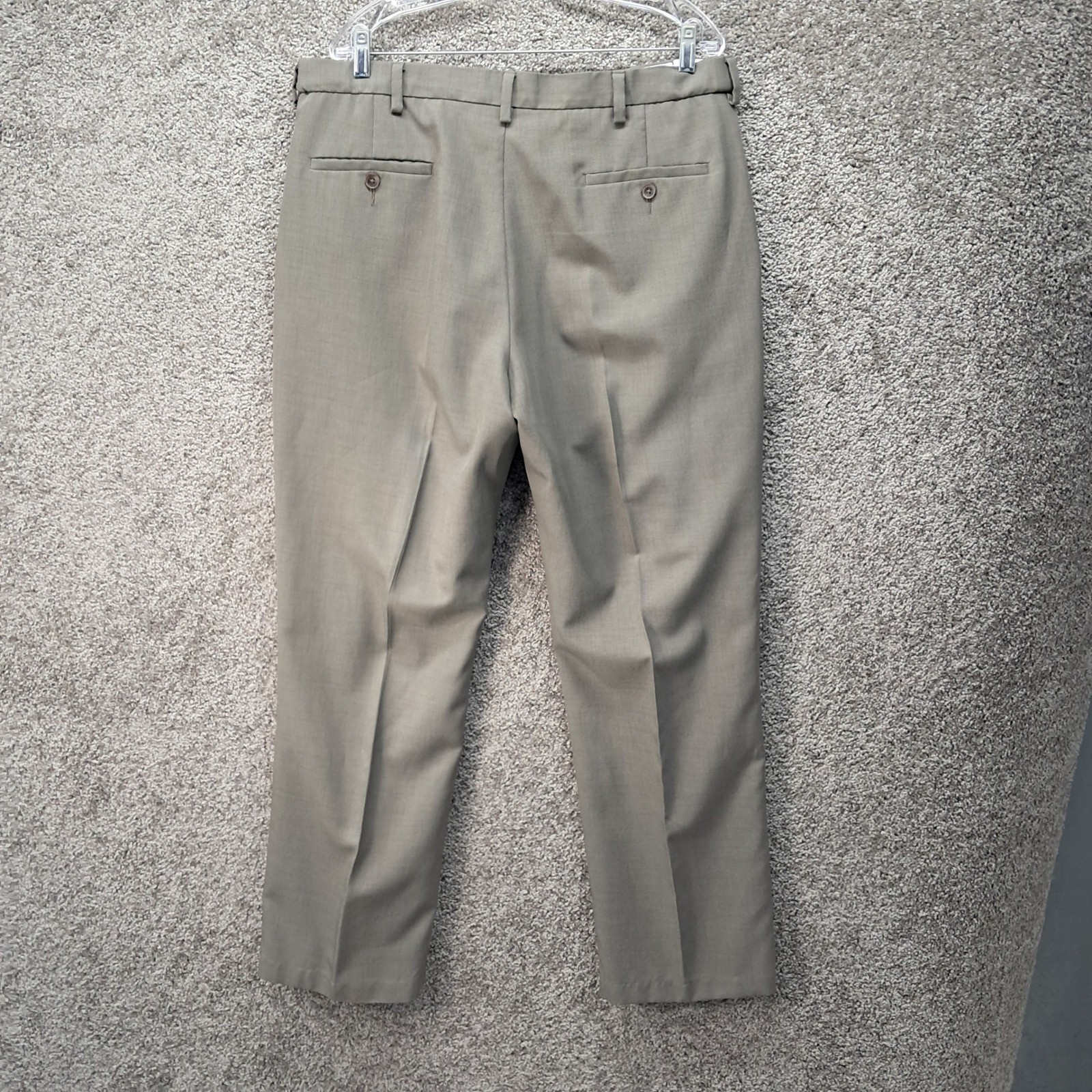 Haggar Cool 18 Mens Classic Fit Khaki Taupe Dress Pants 38×31 WPL 386 1017764