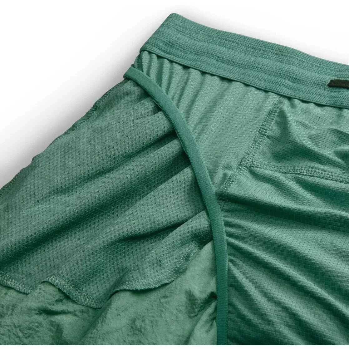 NEW MENS SIZE M NIKE STRIDE RUNNING DIVISION 5″ SHORTS 2-in-1 GREEN FN3391 361