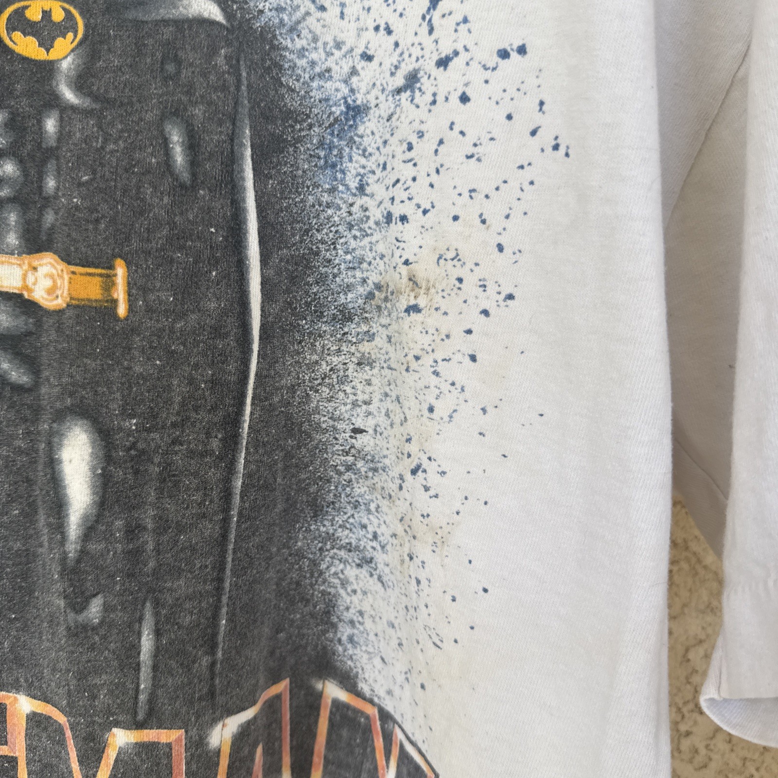 Vintage 80`s BATMAN Movie T Shirt 1989 Fruit Of The Loom Tag Size XL Made in USA