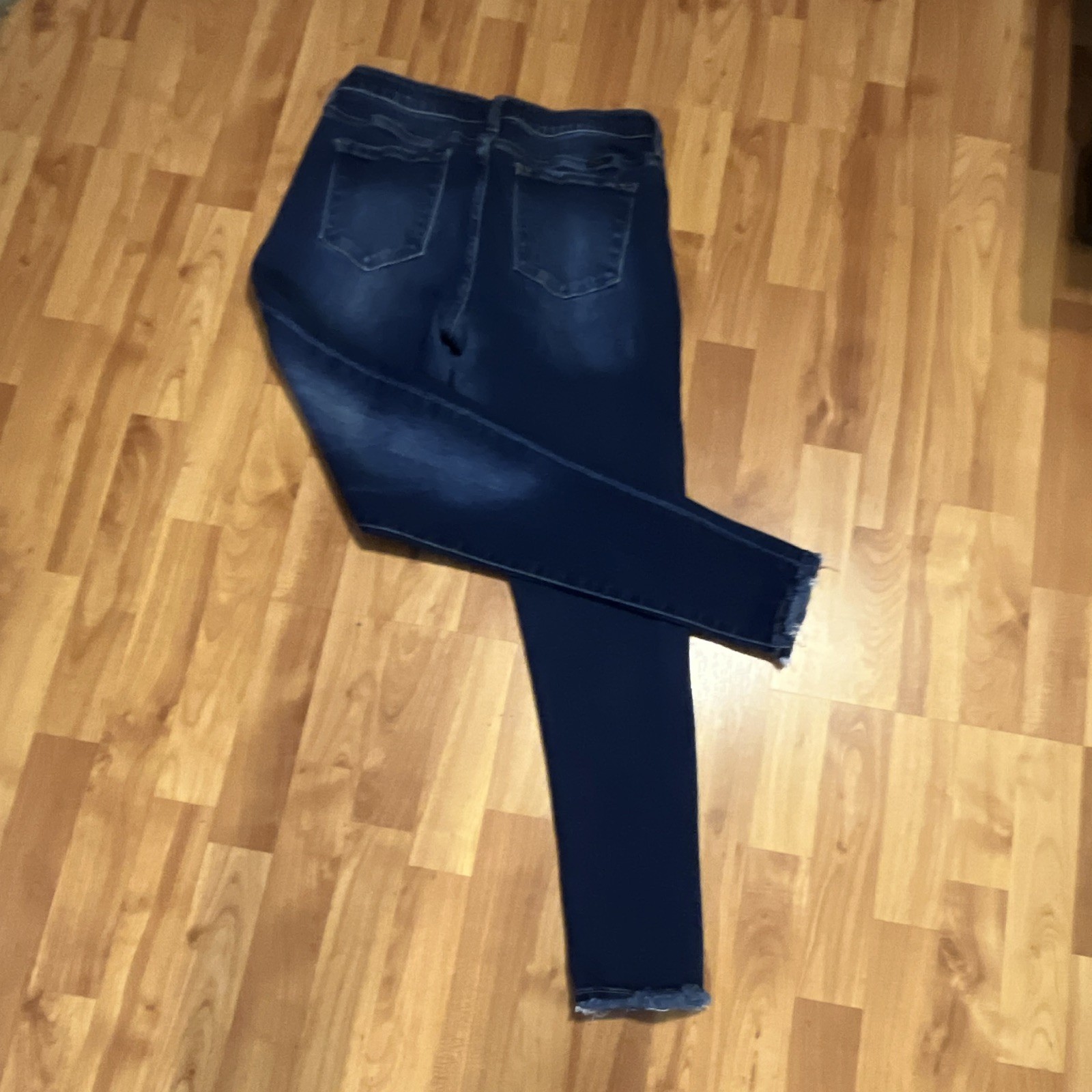 KanCan Womens Blue Dark Wash Denim Skinny Jeans Slim Fit Stretch 5-Pocket