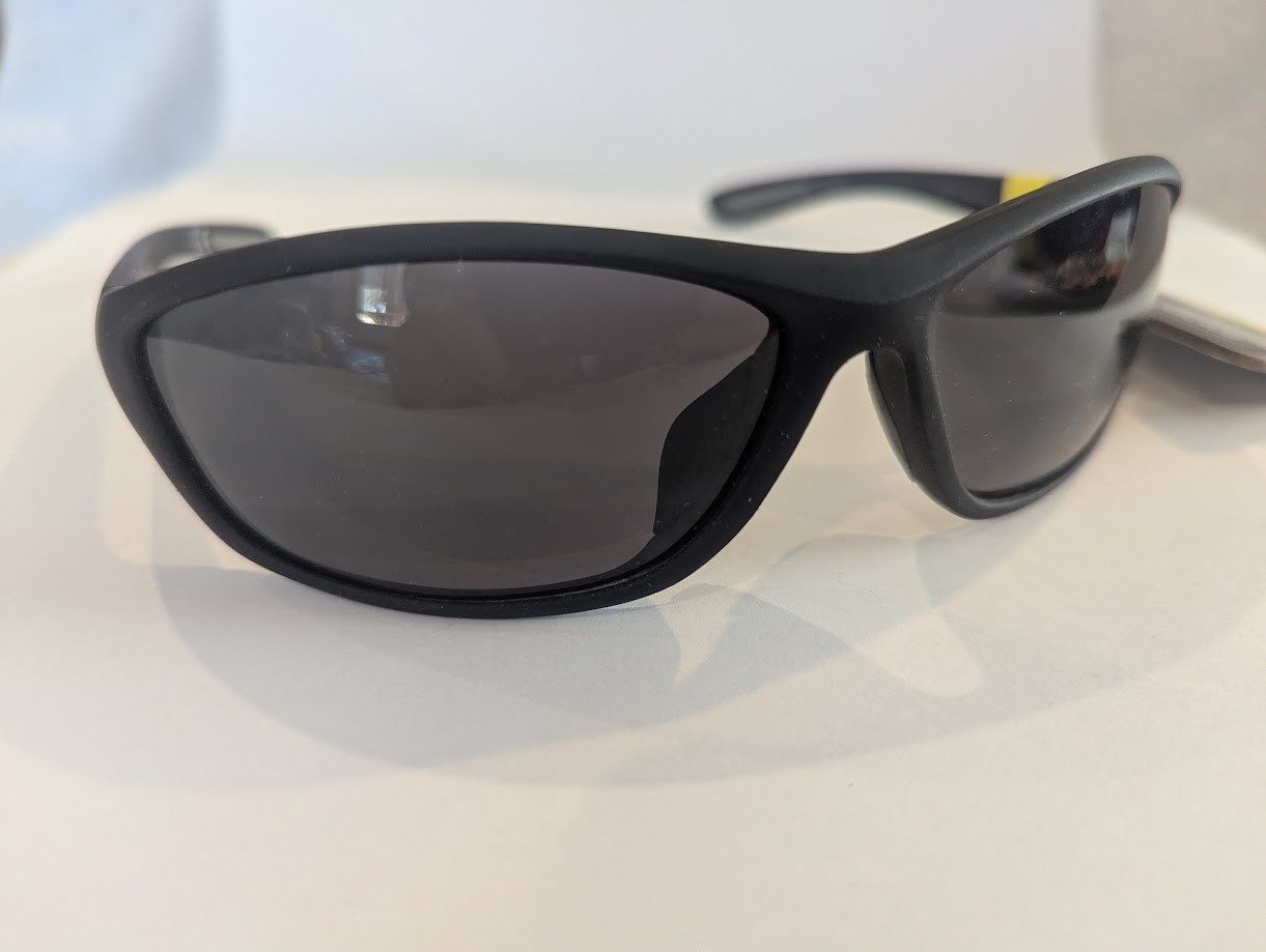 Foster Grant Backstop Matte Black Polarized Sport Sunglasses 100% UVA/UVB