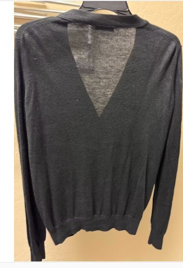 MODA International, 5-button, V-neck cardigan, 85% Silk, 15% Cashmere Sz M