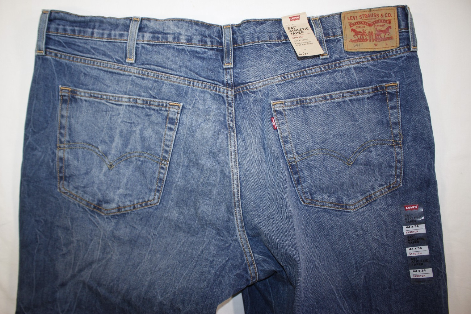 New Levi’s Jeans Men’s 44×34 Athletic Fit Taper 541 Stretch Distressed Med Wash