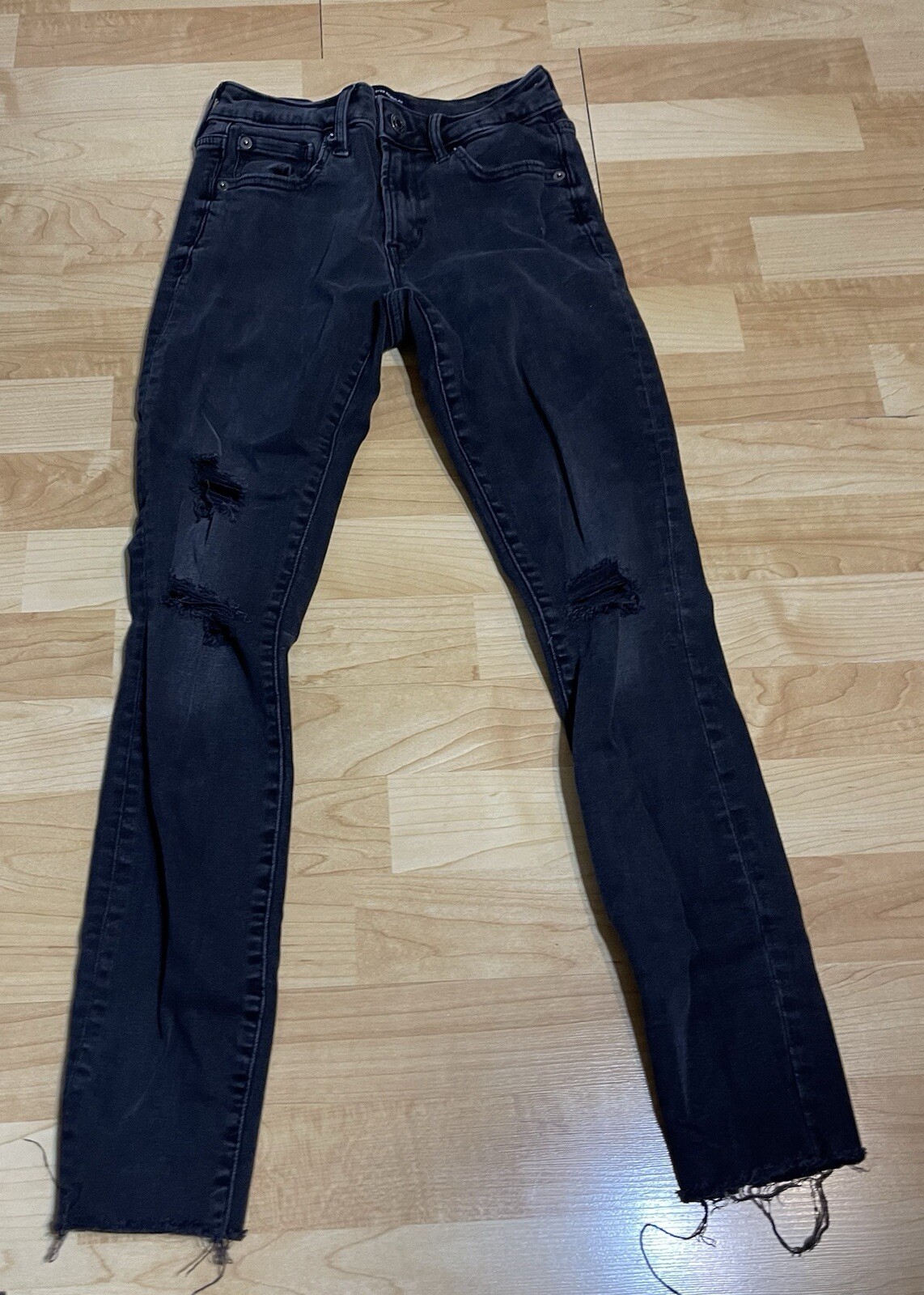 Gap Leggings Size 2 / 26 R Distressed Raw Hem Faded Zip Fly Light Wash BLK Denim