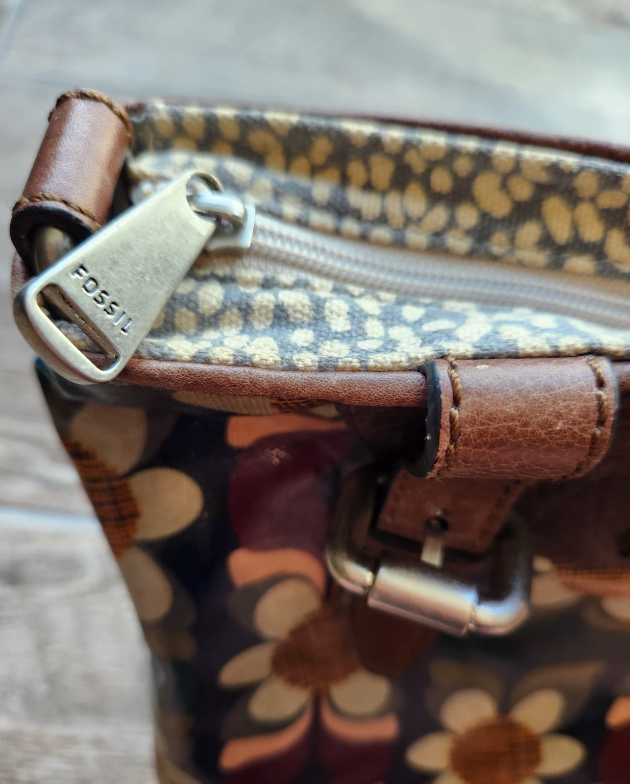 Vtg Fossil Tote Key Per Leather Coated Canvas Floral Hand Shoulder Bag Purse EUC