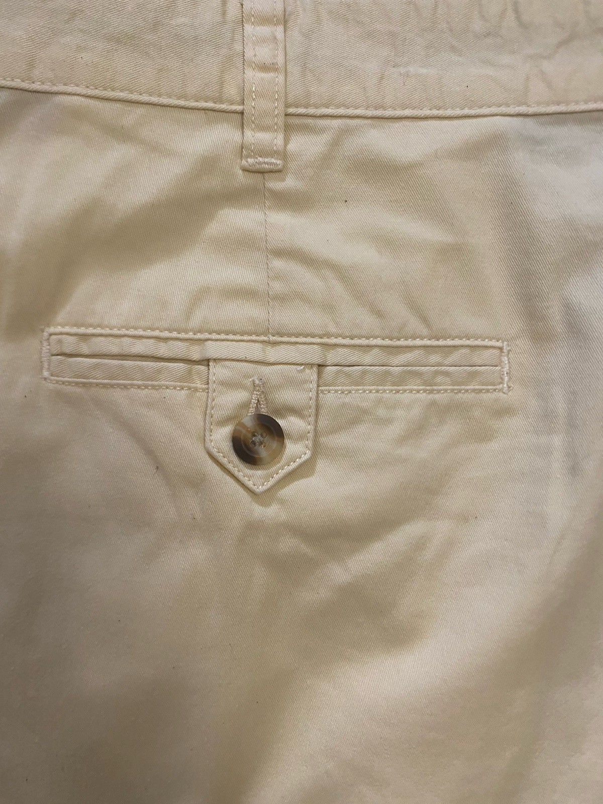Vintage Tommy Hilfiger Men’s Beige Cotton Chino Shorts- Size 40