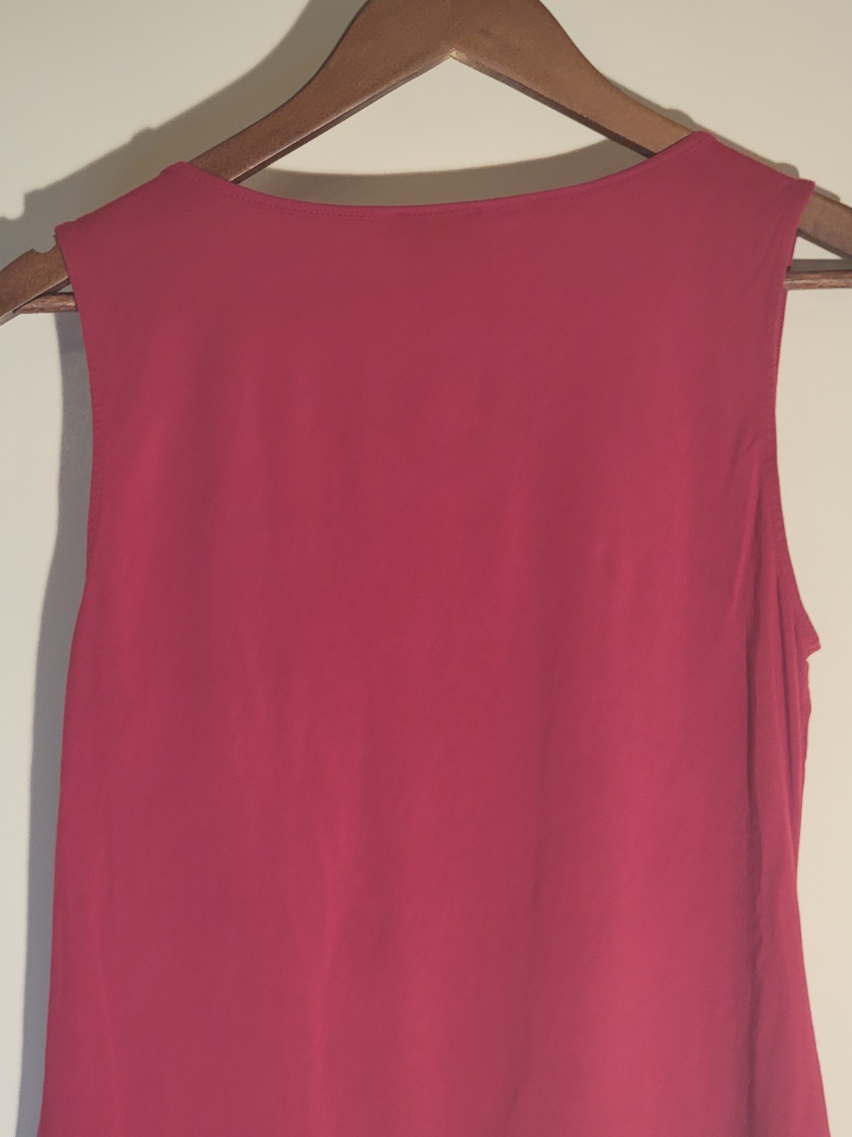 Loft Top Womens Red Small Sleeveless Scoop Neck Rose Detail Neckline Hand Wash