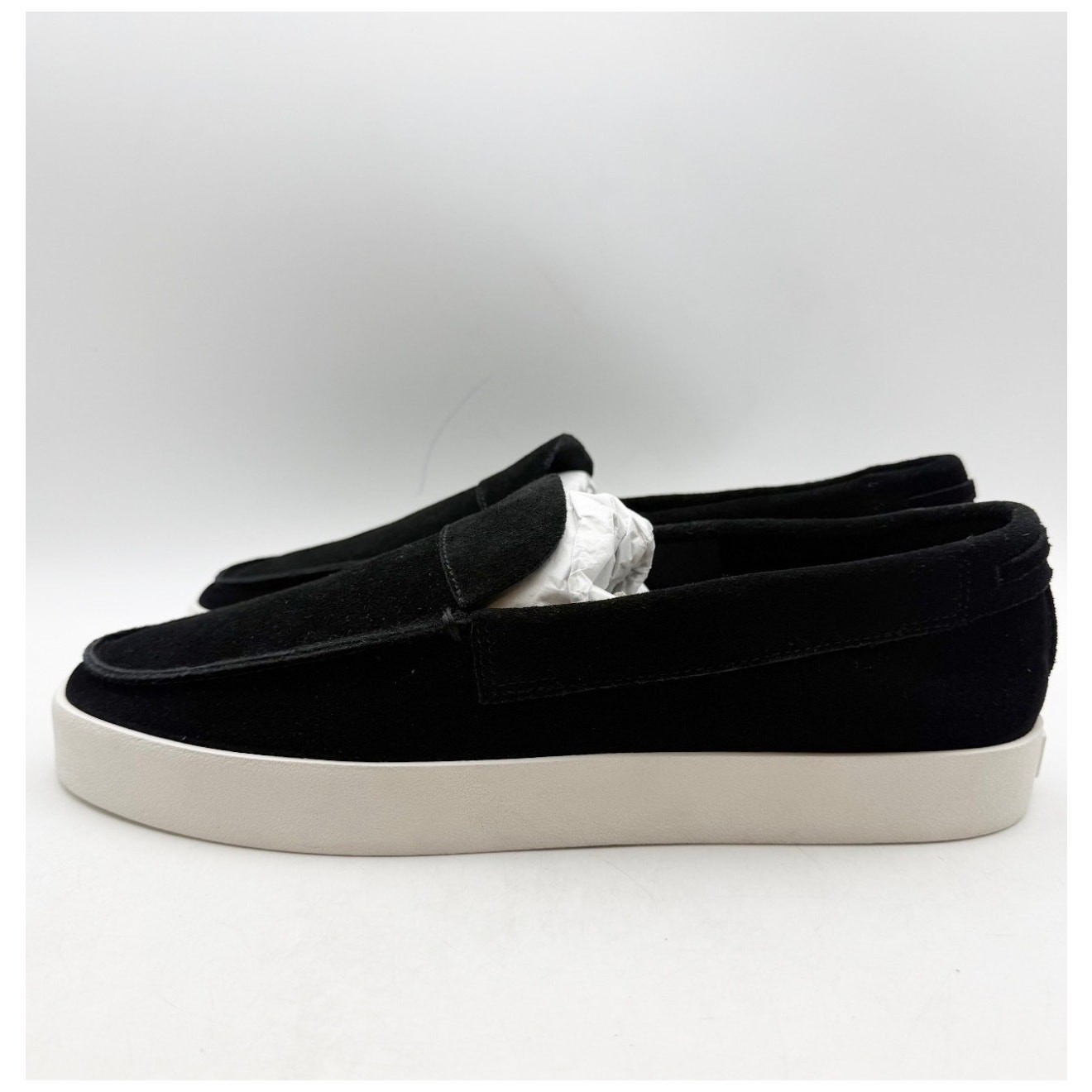 Saint Morta Men’s Hemisphere Slip On Loafers Size 8 Black White Suede NIB