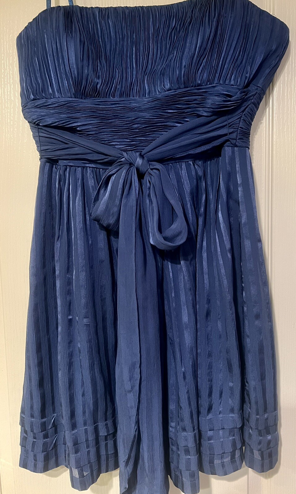 BCBGMaxazria Strapless Cocktail Dress Size 8