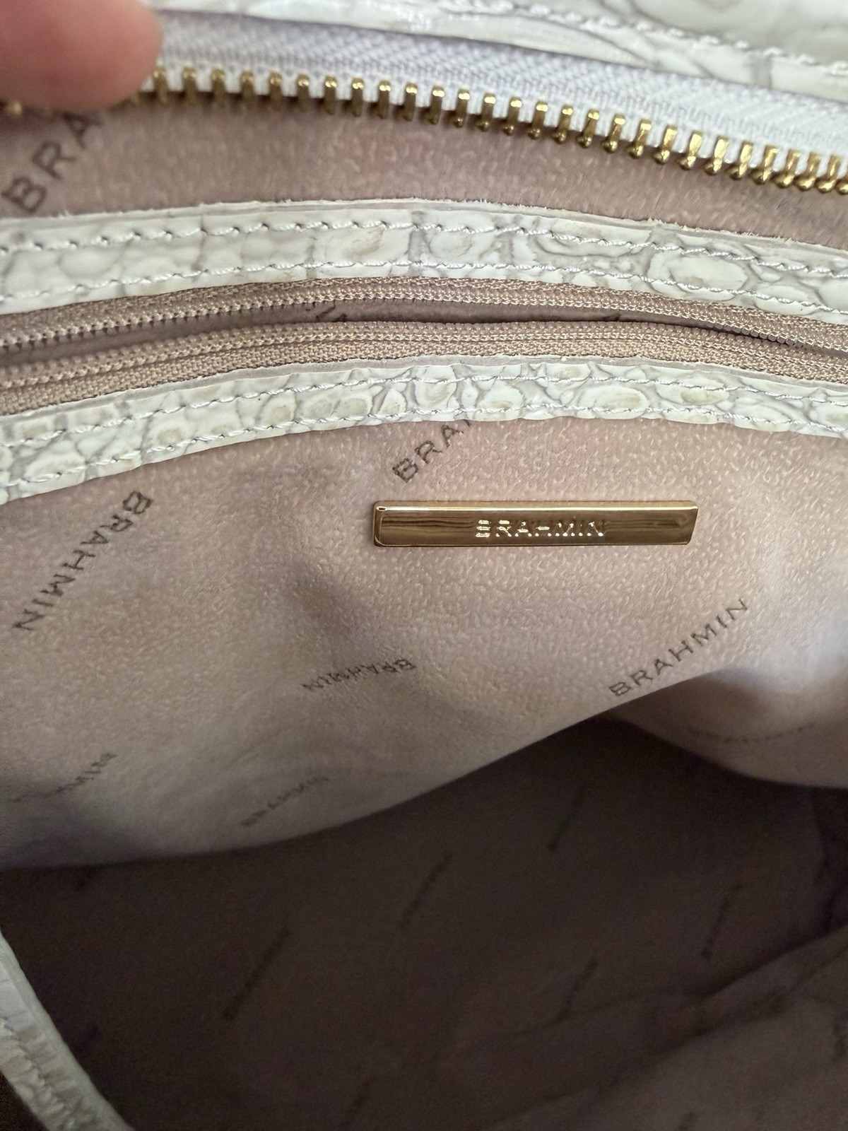 Brahmin Medium Asher Tote – White Croc Embossed Melbourne Leather w Tassel Charm