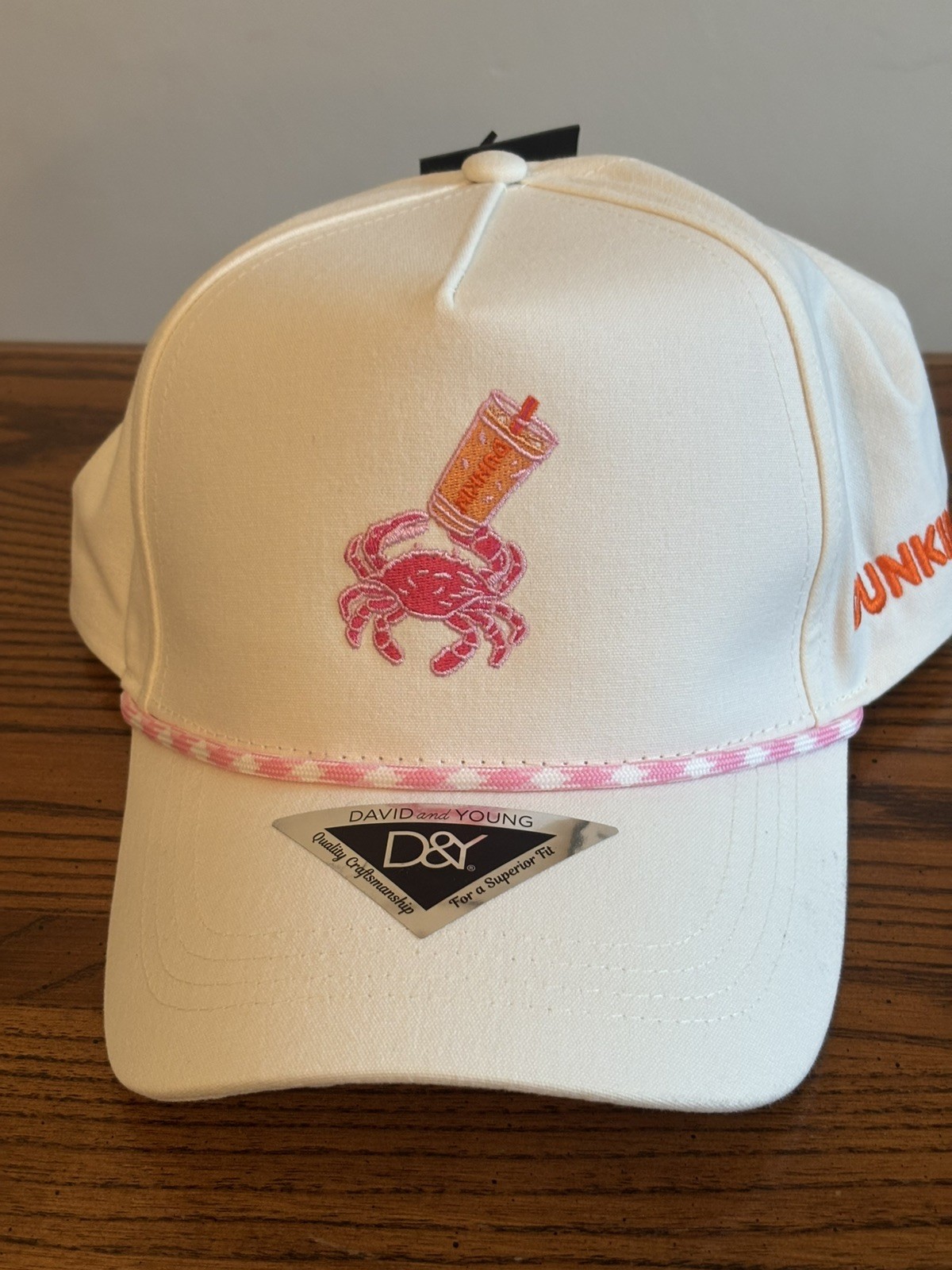 New~Dunkin Cape Cod Baseball Hat Cap with pink crab Summer