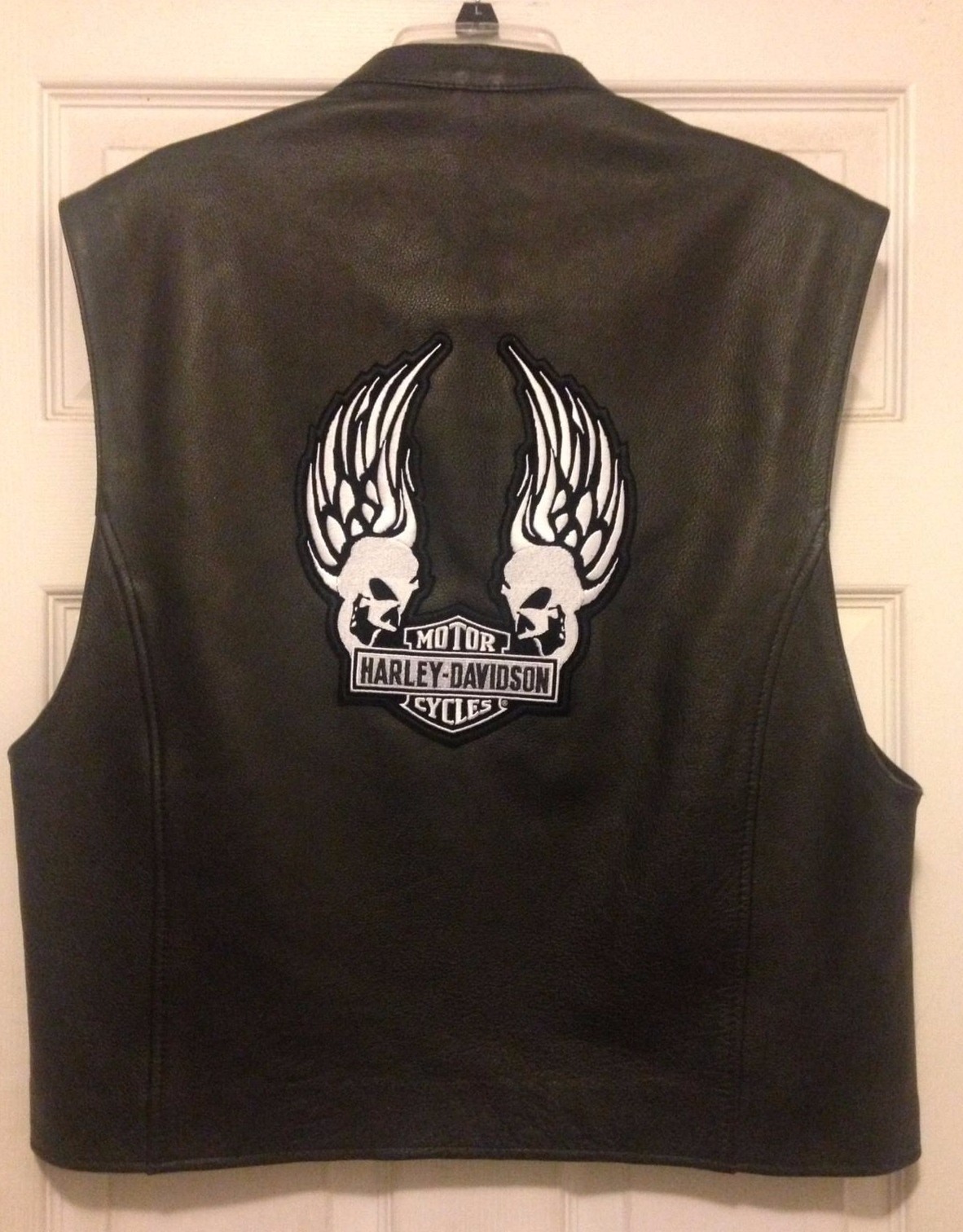 First Classics Leather Motorcycle CLUB PATCH Vest M656 & Harley Patches Size L