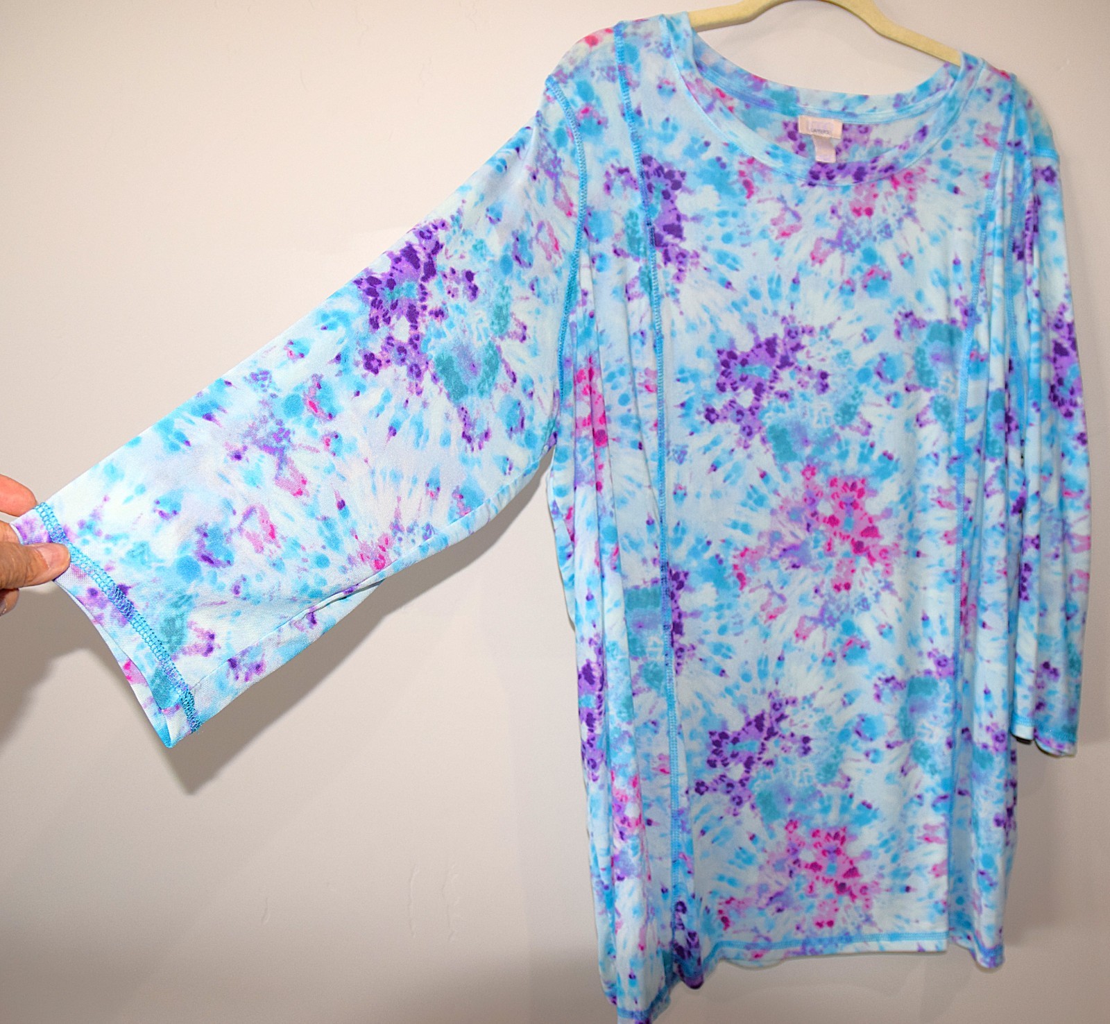LOGO Layers Lori Goldstein Blue Pink Purple Abstract Tight Knit Mesh Top Plus 3X