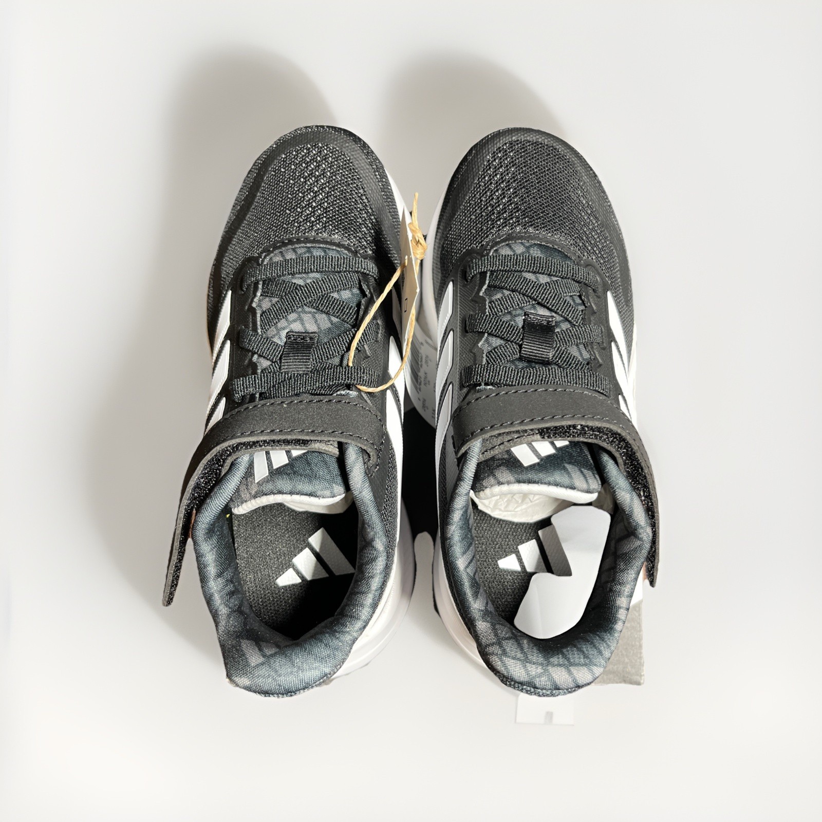 ADIDAS Boy’s Athleisure Runfalcon 5 Sneaker Size 11K