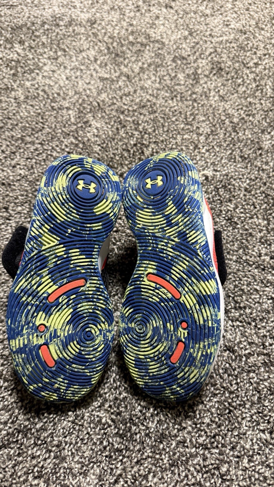 Size 11k Under Armour PS Zone BB 2