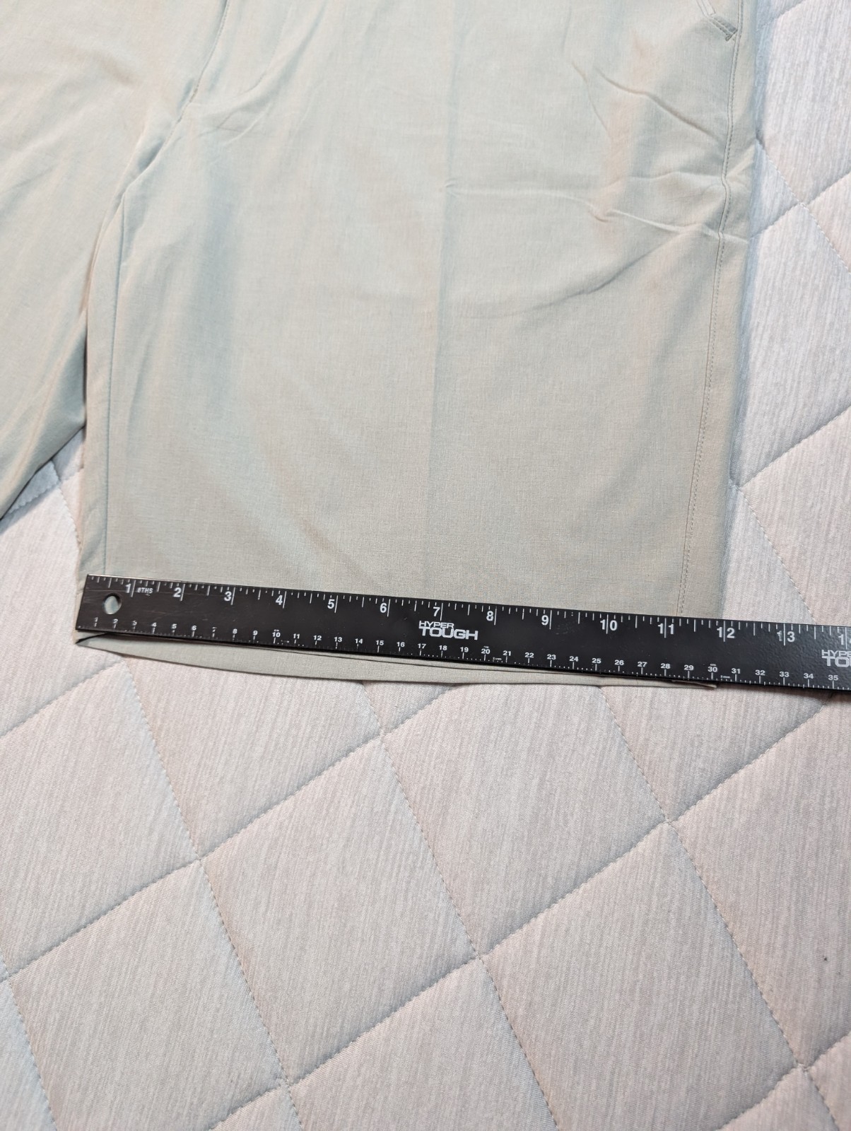 Peter Millar Shorts Mens Grey 40×10 Crown Sport Shackleford Performance Golf