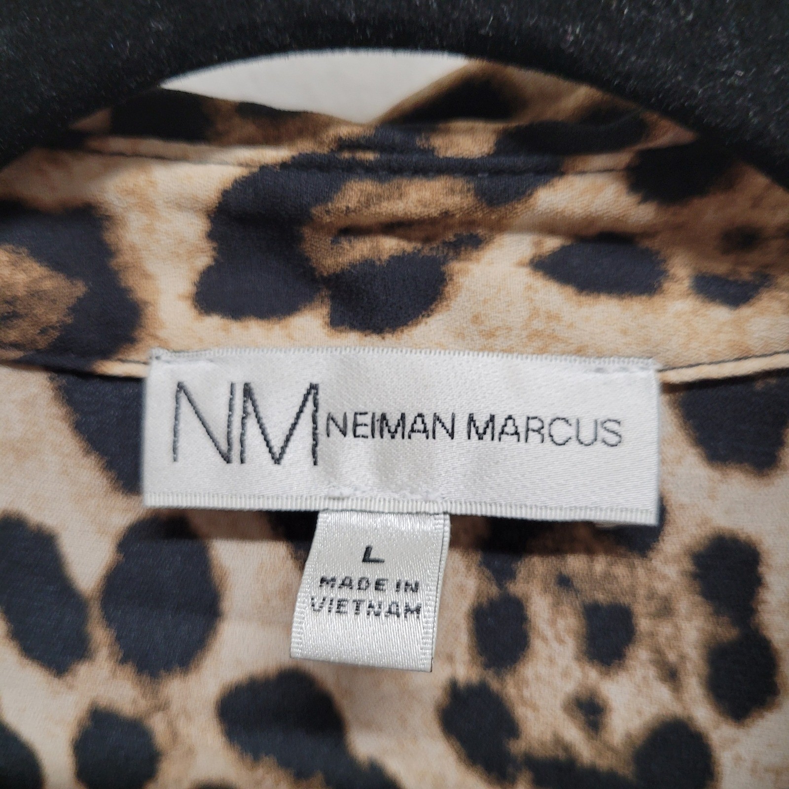 Neiman Marcus Womens Leopard Print Button Down Blouse Long Sleeve Brown Tan L