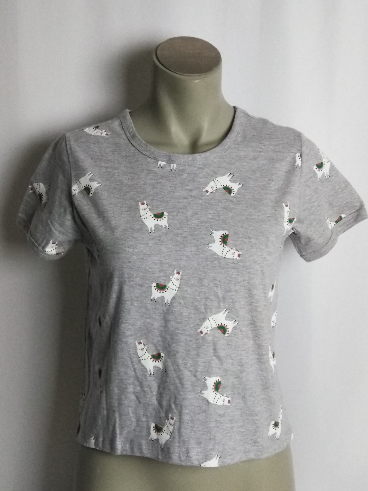 Attitude Not Included Womens Festive Llama Hats Novelty Tee Shirt S Small NEW