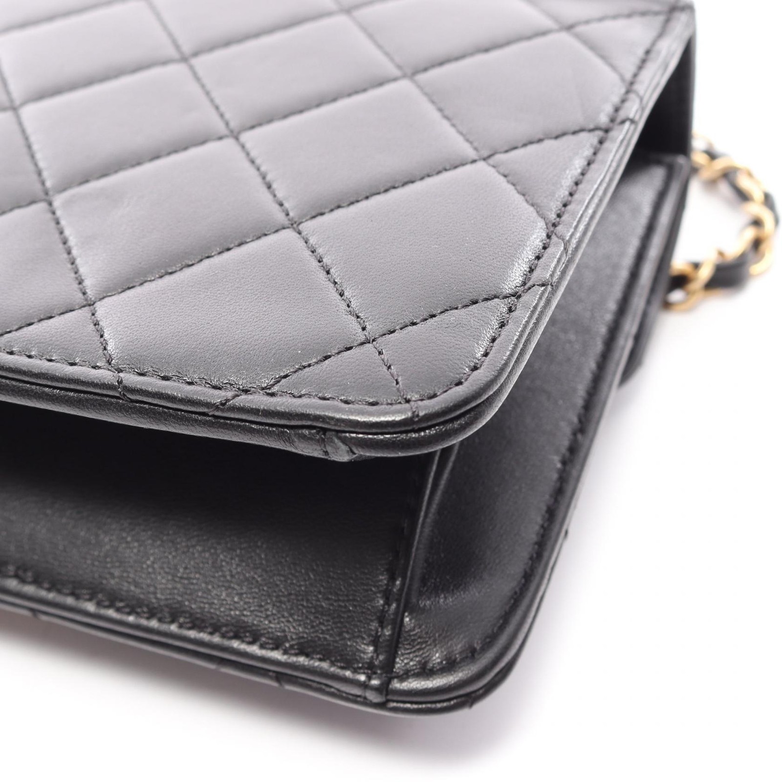CHANEL Matelasse Chain Shoulder Bag Lambskin Black GHW Used Women
