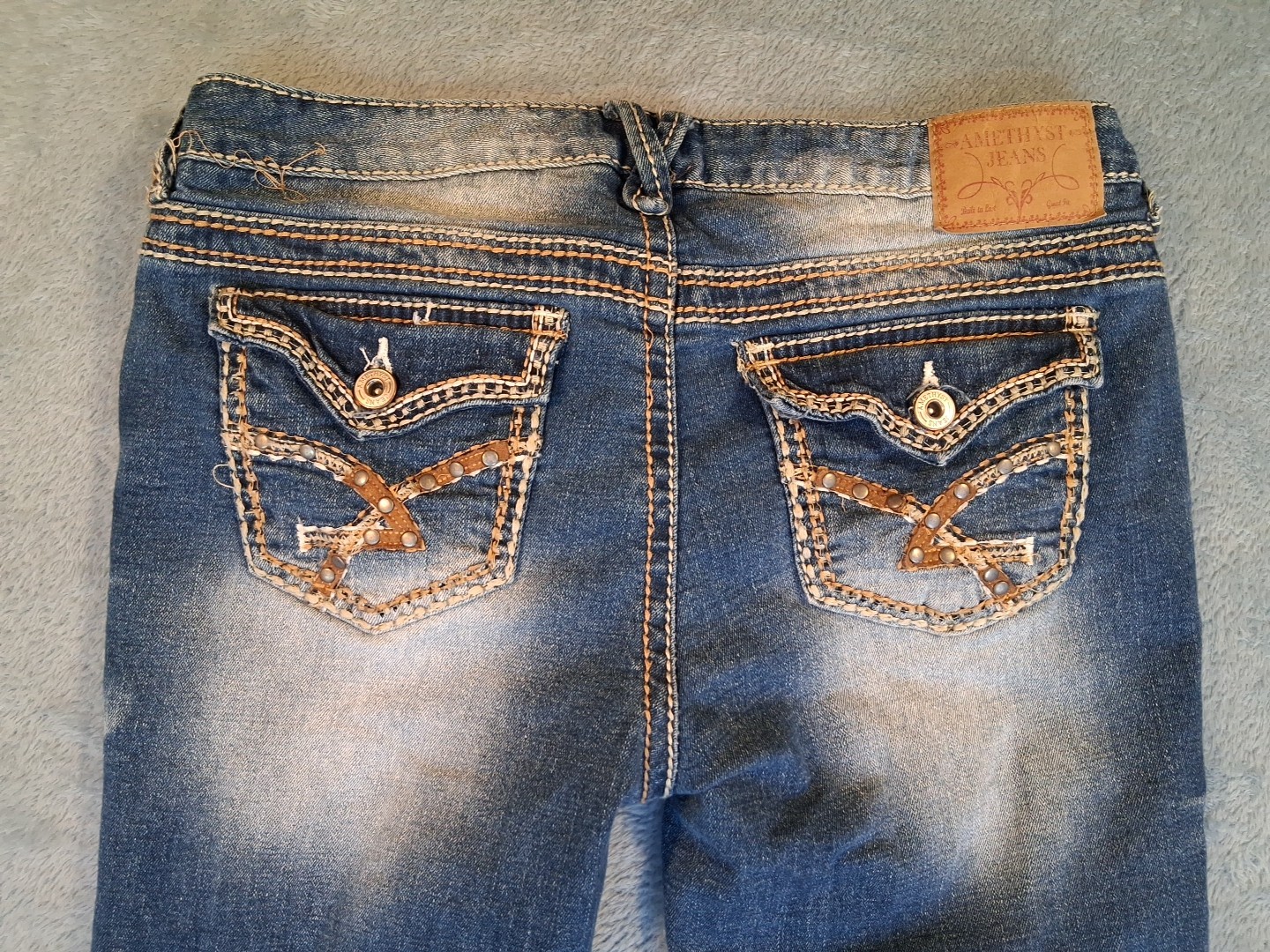 Amethyst Bootcut Jeans Distressed Blue Wash Stitching Embroidered Size 13