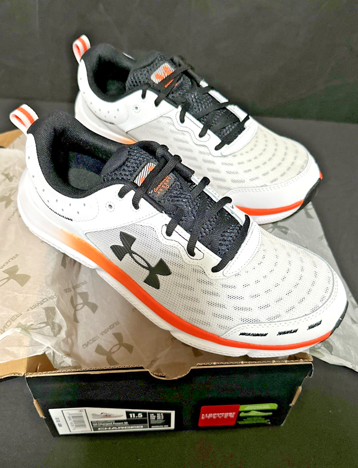 Under Armour Charged Assert 10 White Black Orange 3026175-101 Men’s Size 11.5