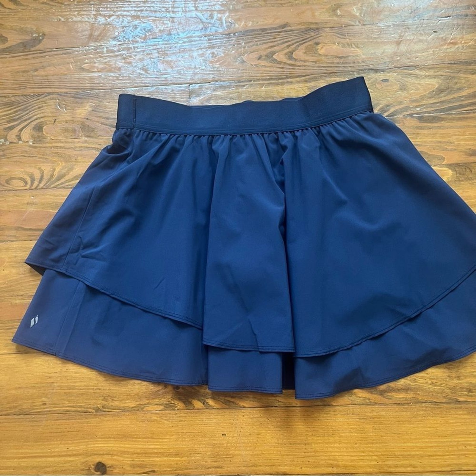 Skechers Solid Navy Sport Court Flowy Pleated Athleisure Tennis Pickleball in L