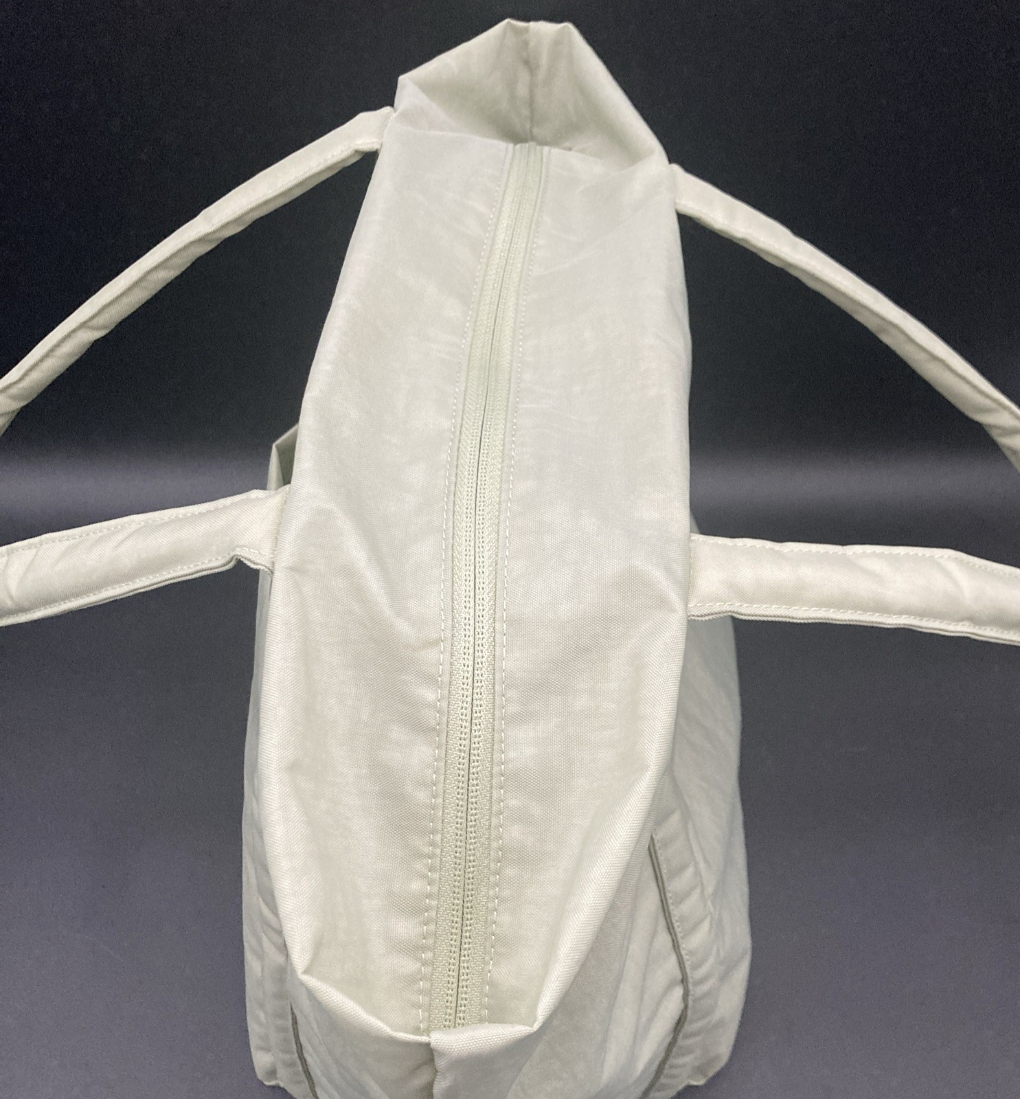 BAGGU Cloud Bag-Celadon-Detachable Pouch-Exterior Pocket-12.75 X 13.75 X 8in-New