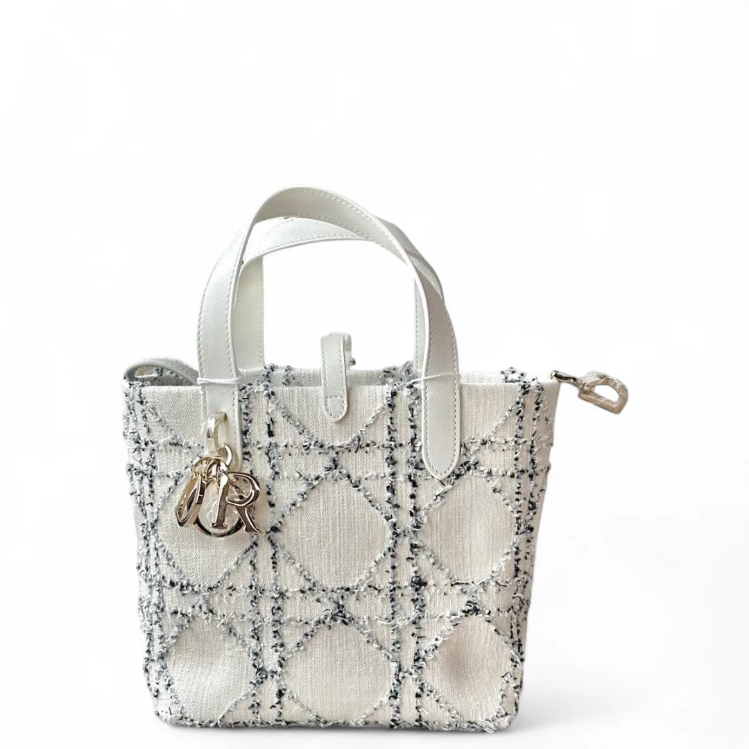 Dior Small Toujours Vertical Beige Navy Blue Terry Cloth Calfskin (zz072326i8r)