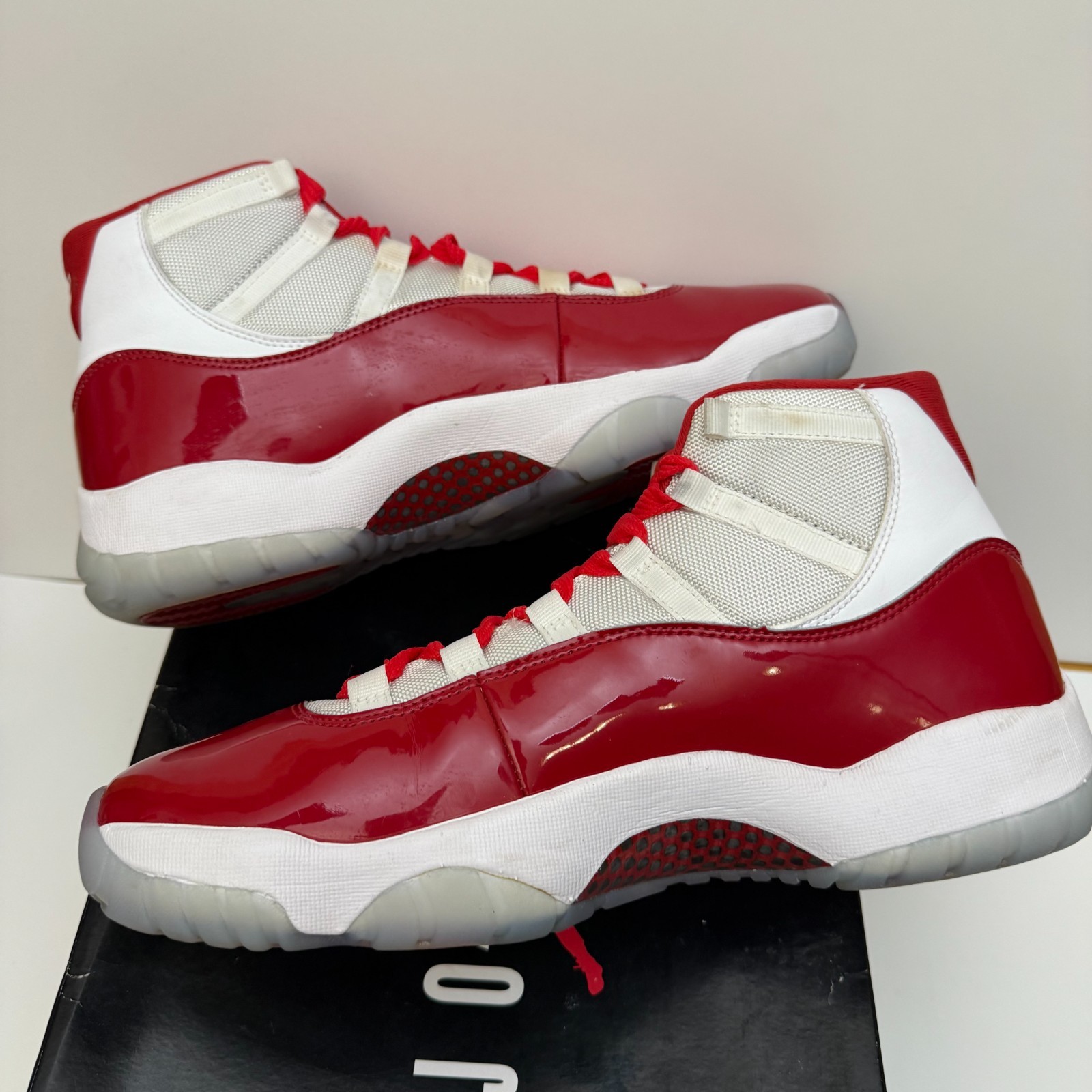 Air Jordan 11 Retro White/Varsity Red CT8012-116 Size 12