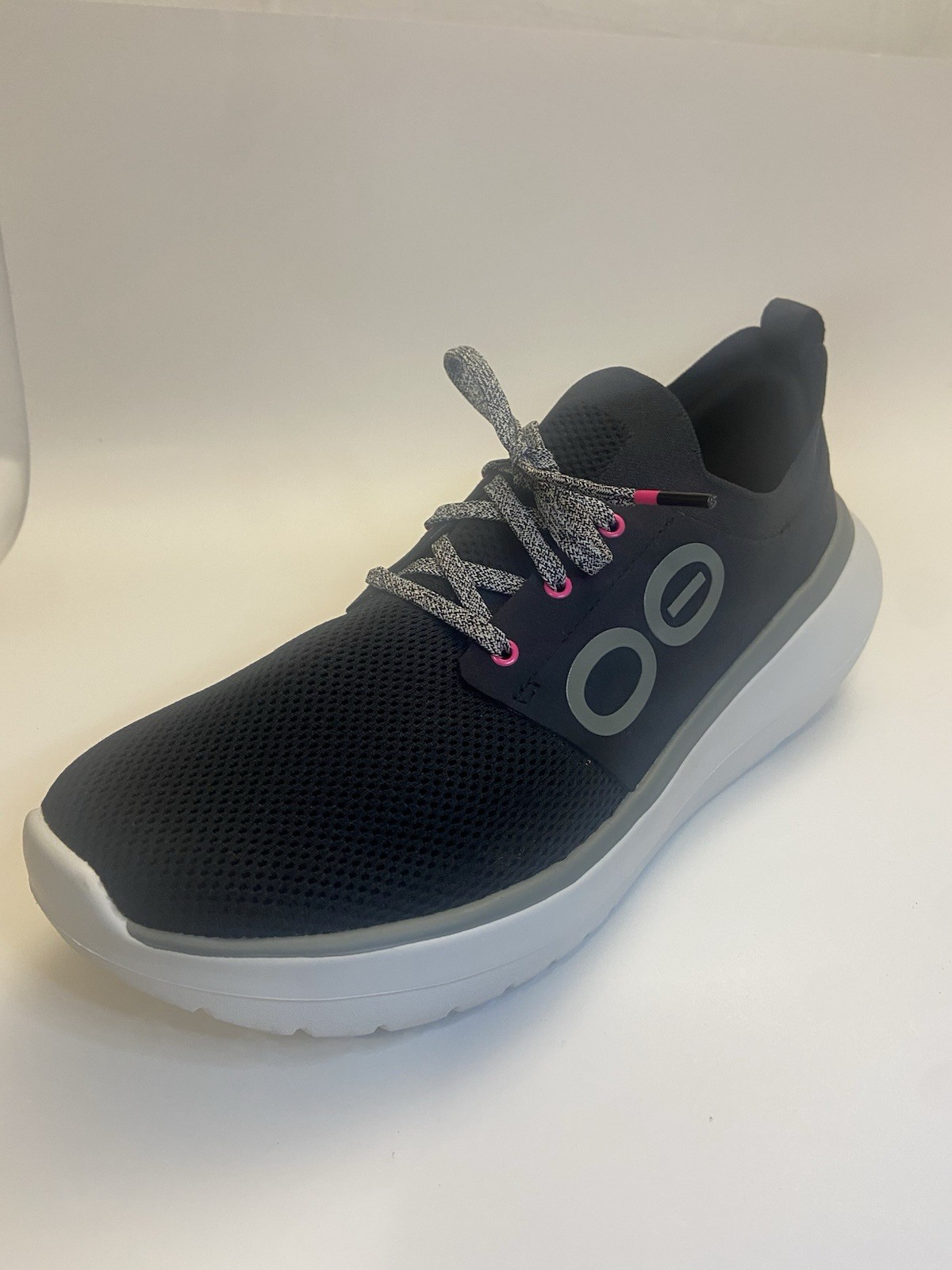 Oofos OOmy Stride Women’s 11 Black White Running Shoes Comfort Recovery Slide