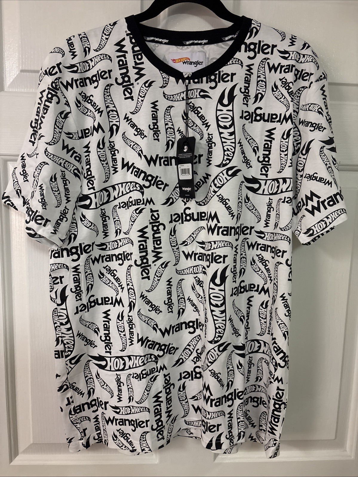 Wrangler Hot Wheels Tee Men Large L Large Black White All Over Print Logo Cotton