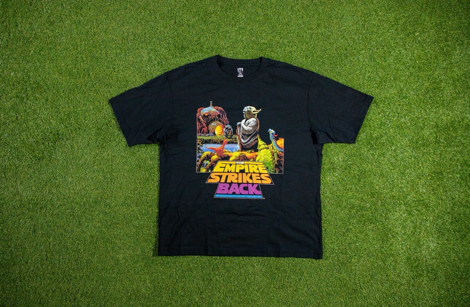 Uniqlo x Star Wars ‘The Empire Strikes Back’ T Shirt Black Size XL