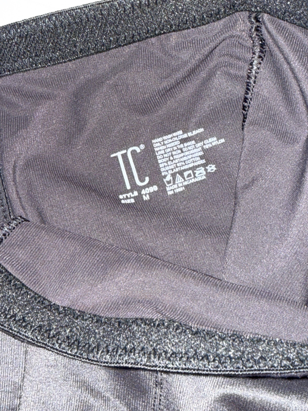 TC Fine Intimates Shape Away Hi-Waist Thigh Slimmer 4099 Black Medium Nwot