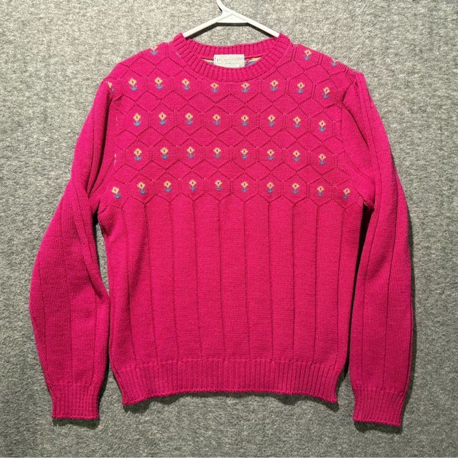 Pendleton Vtg 100% Virgin Wool Sweater Womens M (fits S/M) pink floral USA made