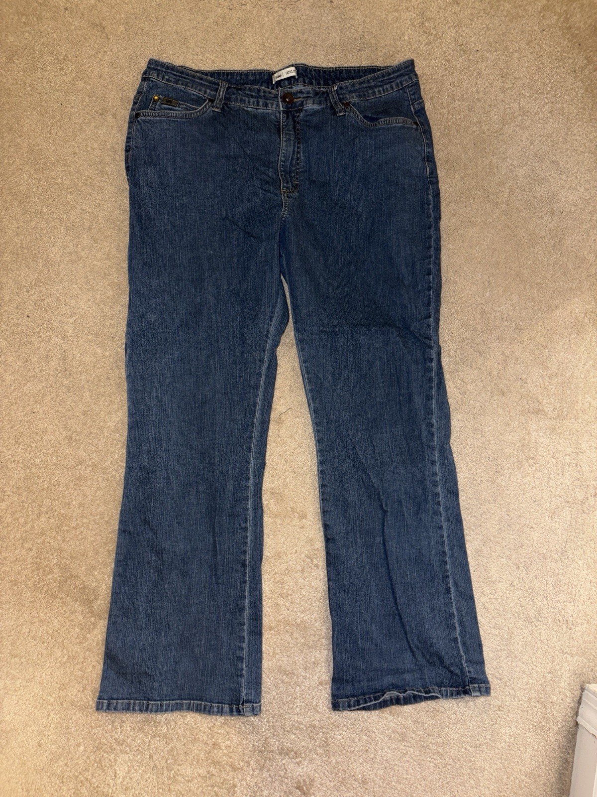 Lee Women’s Dark Wash Blue Denim Bootcut Jeans Size 18 Low Rise 5-Pocket