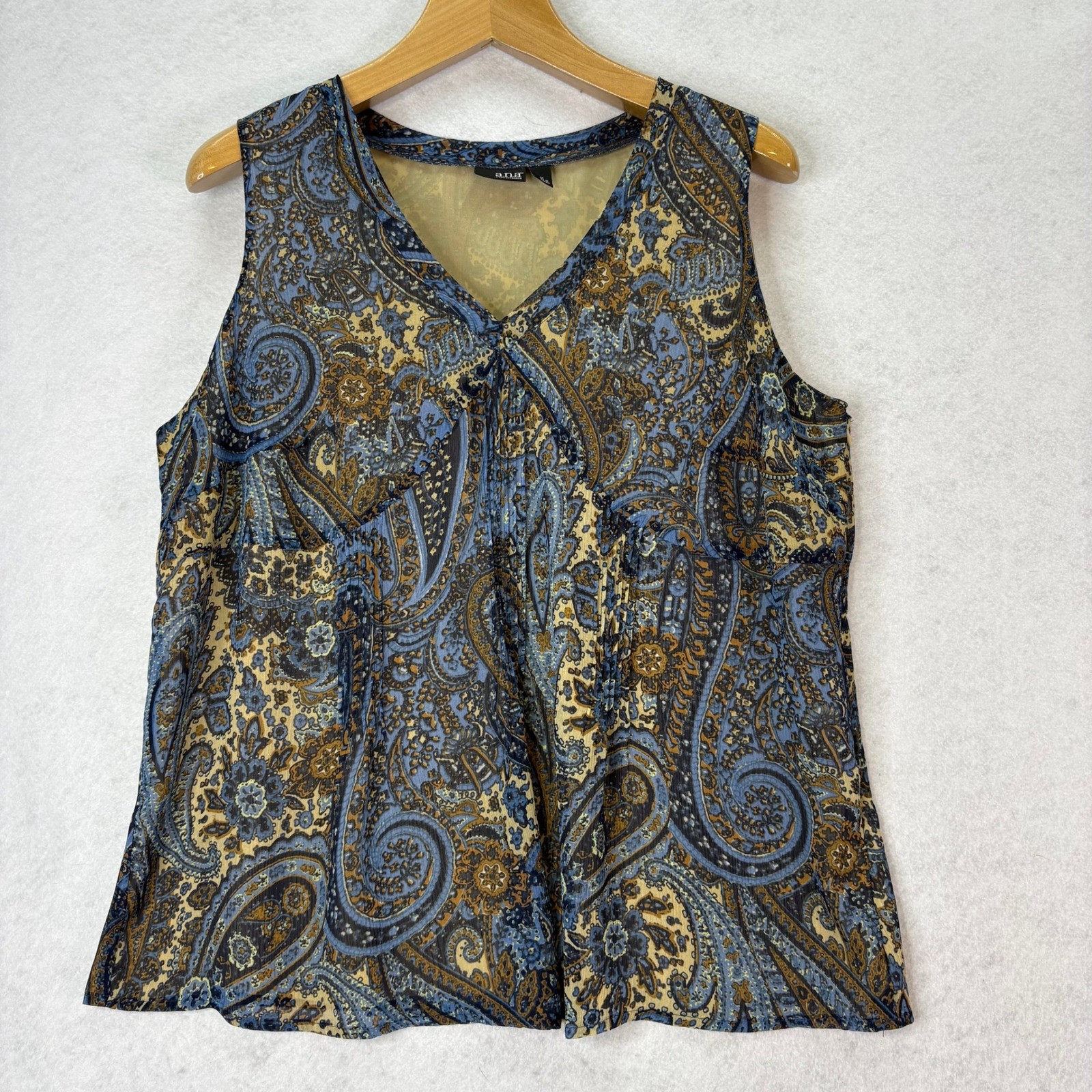 a.n.a Blue Paisley Pleated Chiffon Tank Top Women 1X Boho Gypsy Peasant Cottage