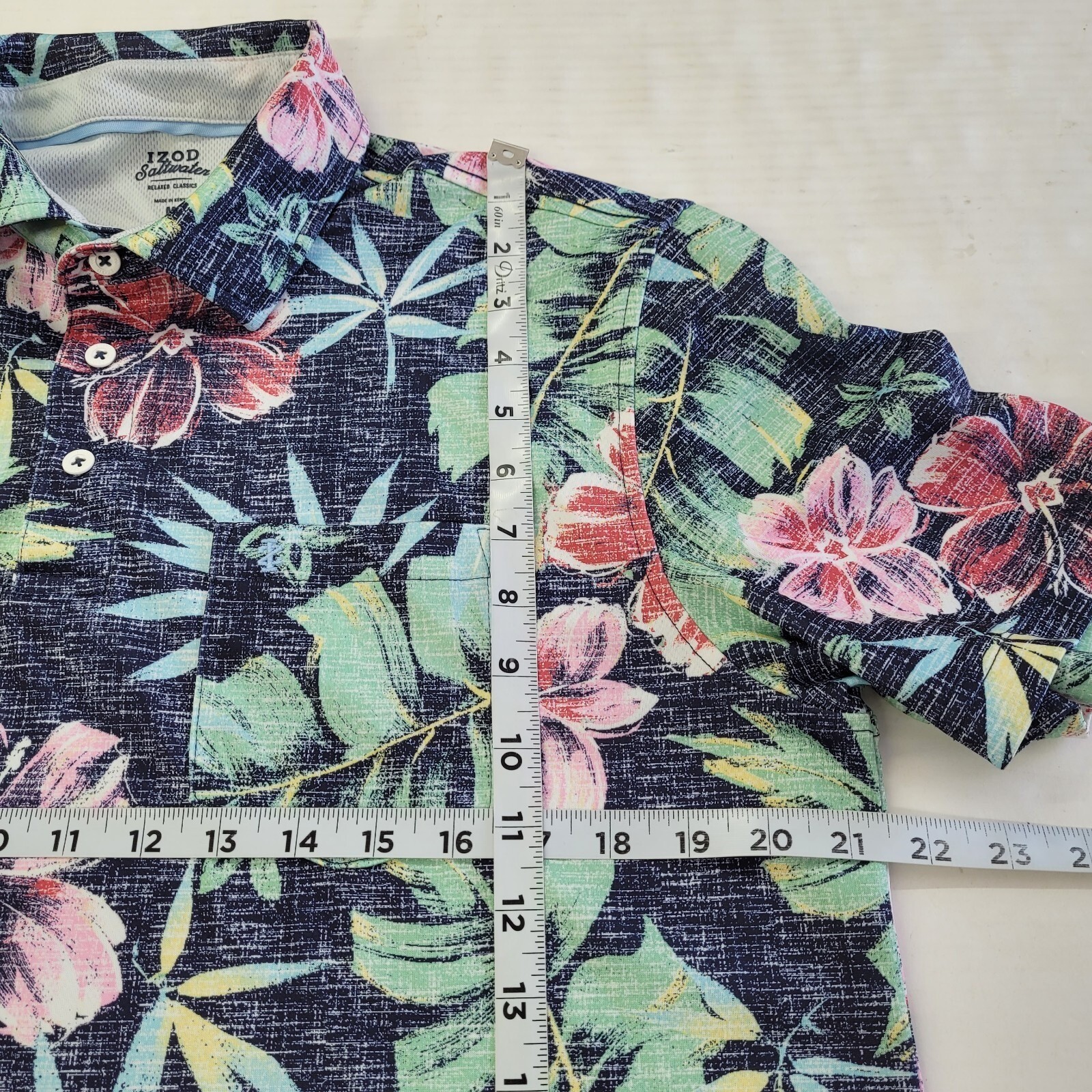 IZOD Saltwater Relaxed Classics Shirt M Tropical Floral Print Short Sleeve Polo