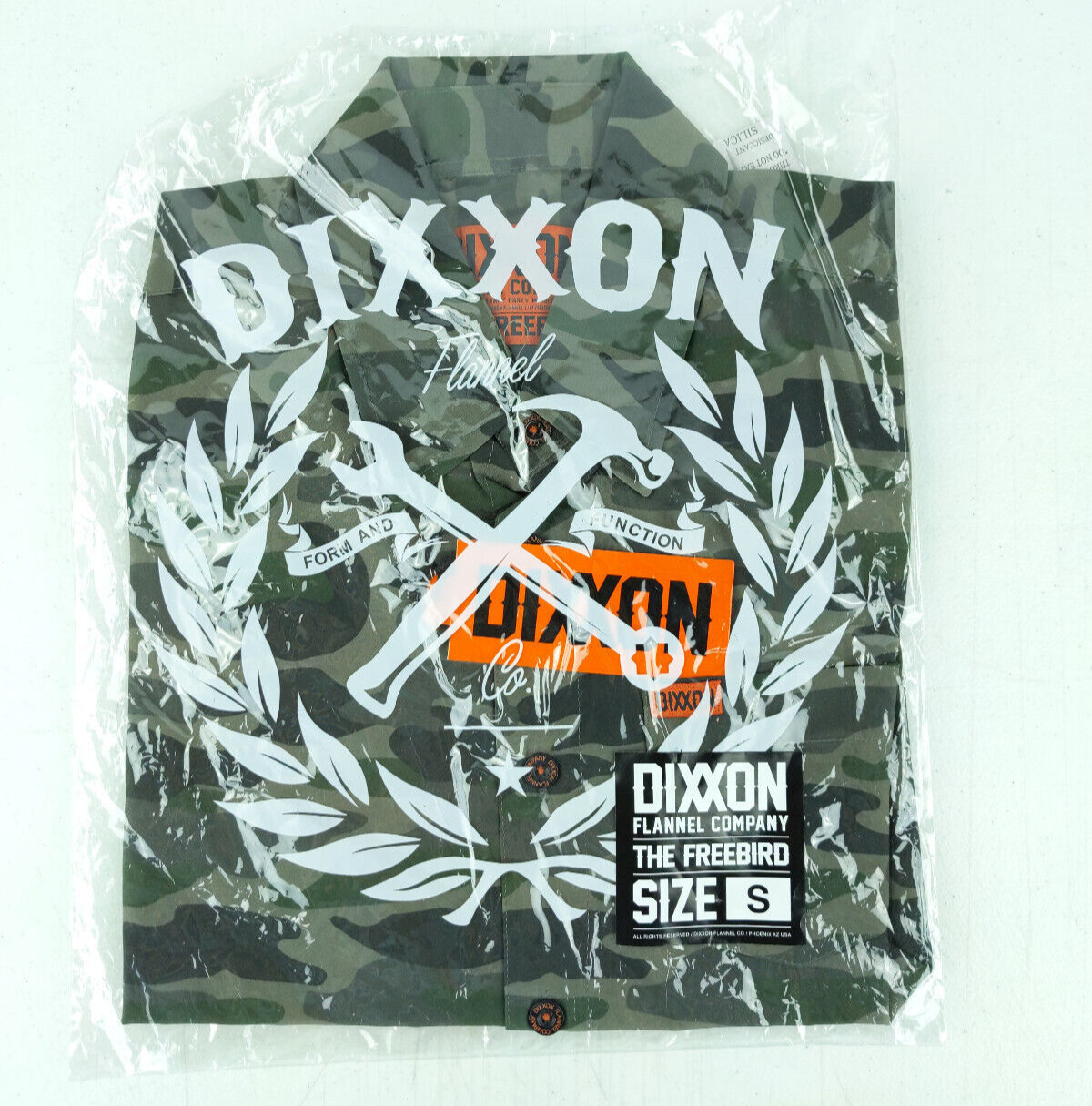 NWT Dixxon Flannel Company Freebird Green Camo Short Sleeve Shirt Small