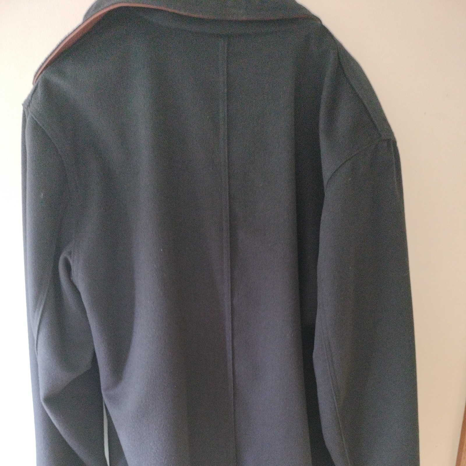 Bullock&Jones Navy dress 3/4 wool coat new/tags XL. Well made, updated design.