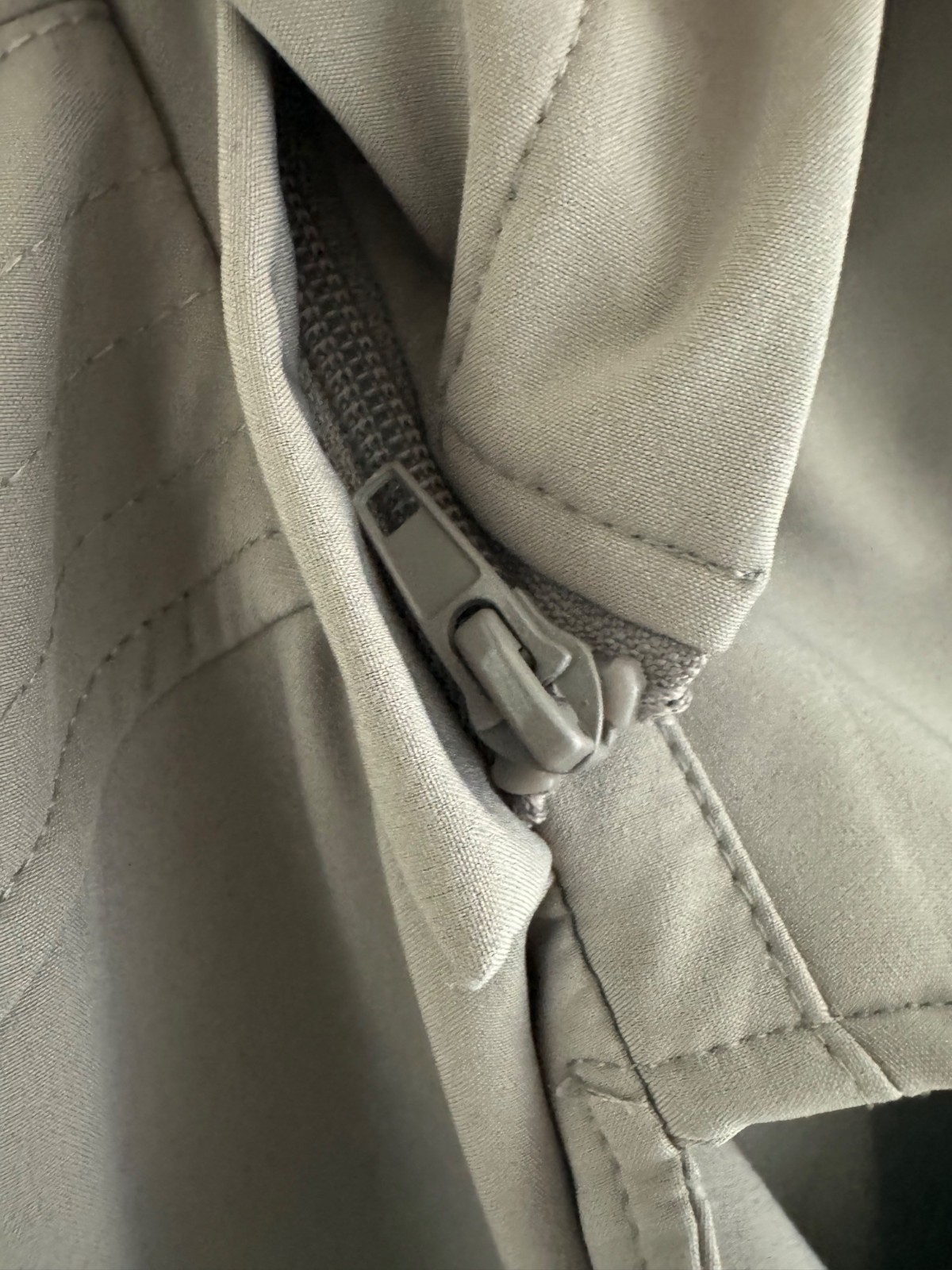 Via Spiga Soft Shell Asymmetrical Zip Belted Coat Gray Hooded Sz M Trench Jacket