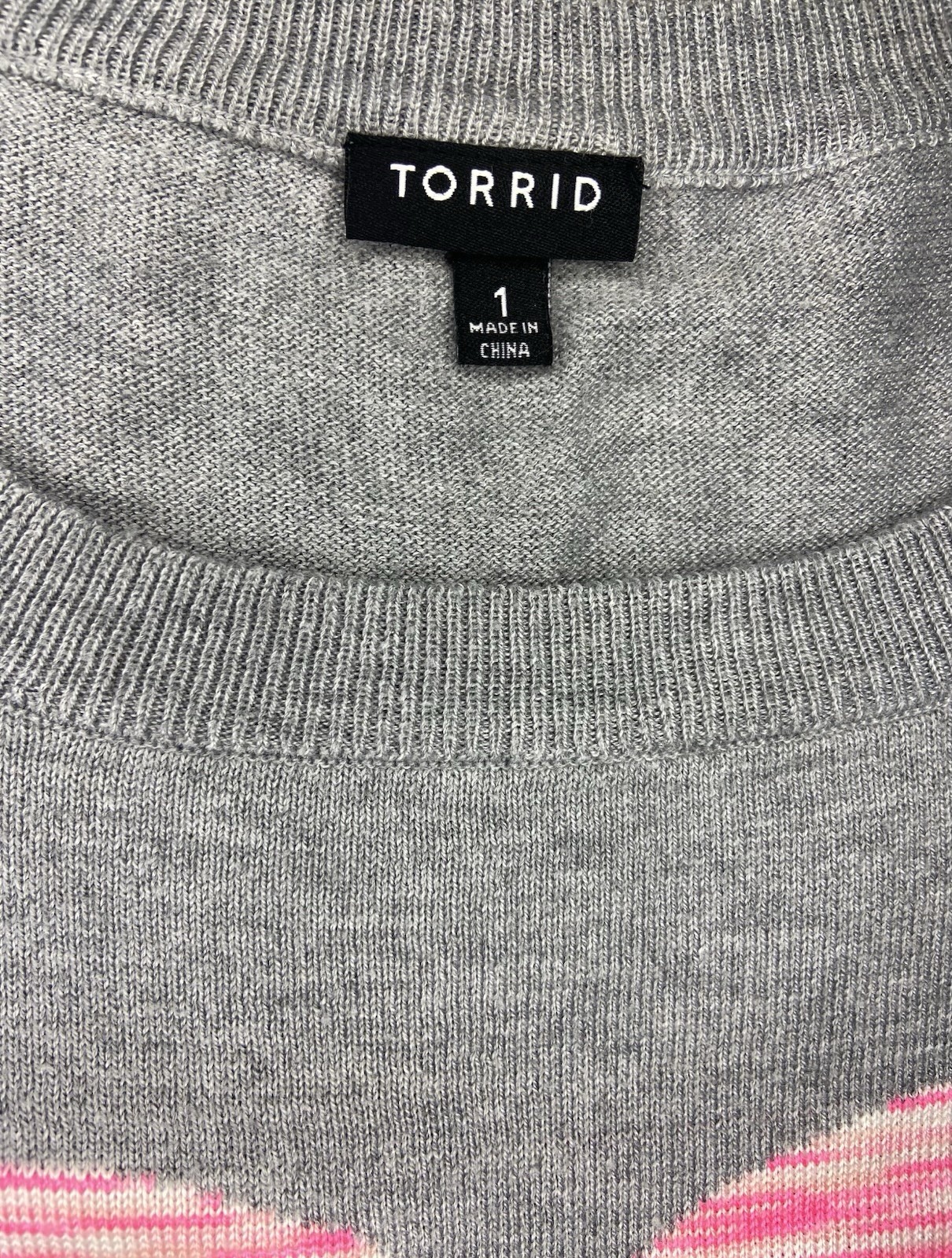 Torrid women’s Sz:1 Gray Knit Sweater Pink space dye heart Pullover Plus Size