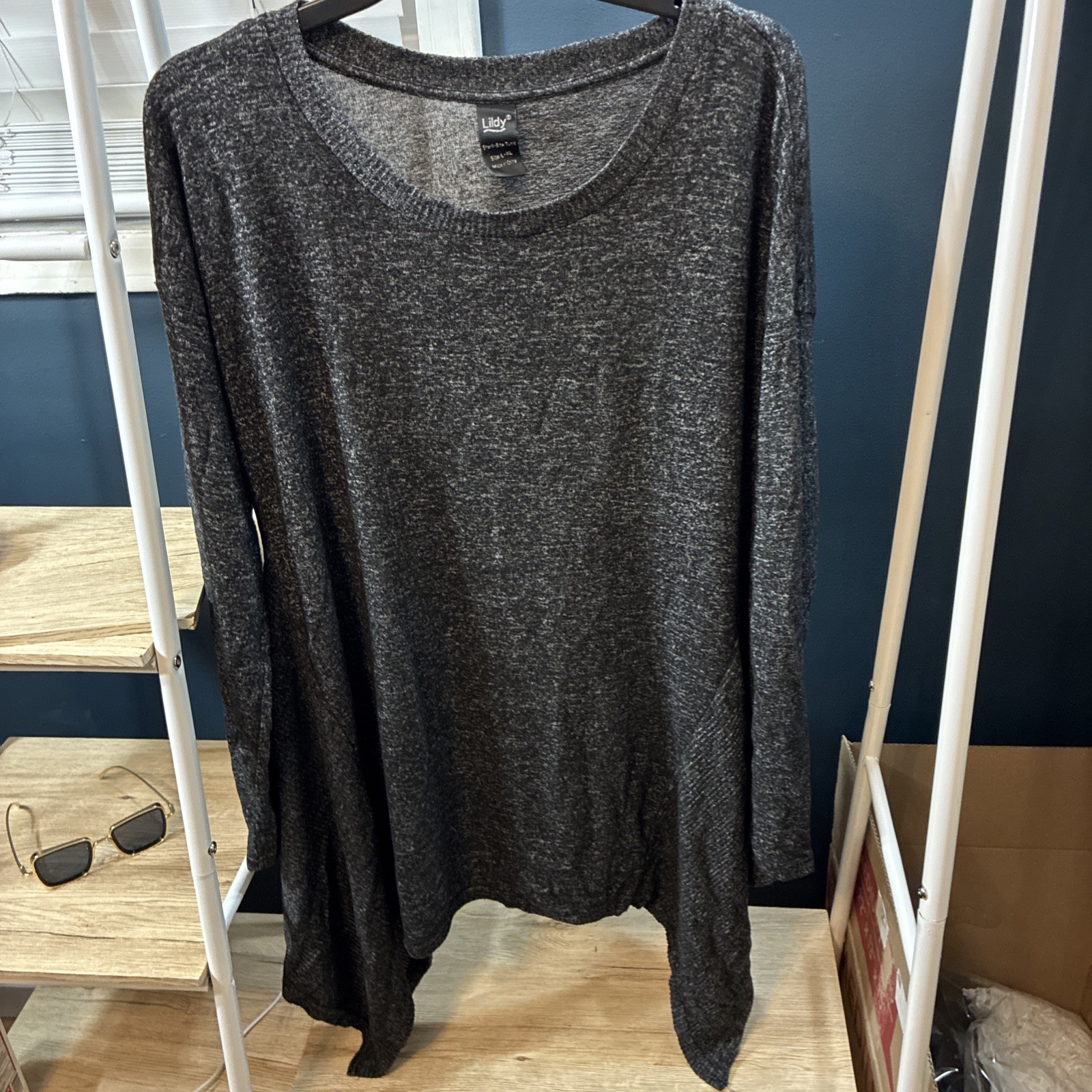 Lildy Shark-Bite Tunic Women’s L/xl Gray Stretch Long Sleeve Pullover