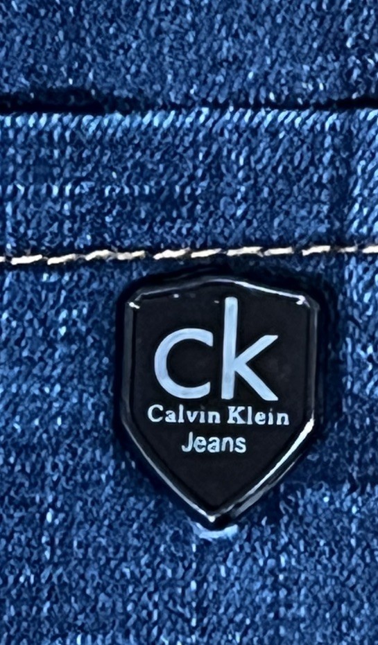 Calvin Klein Jeans Men’s Dark Wash Blue Denim Slim Straight size 32