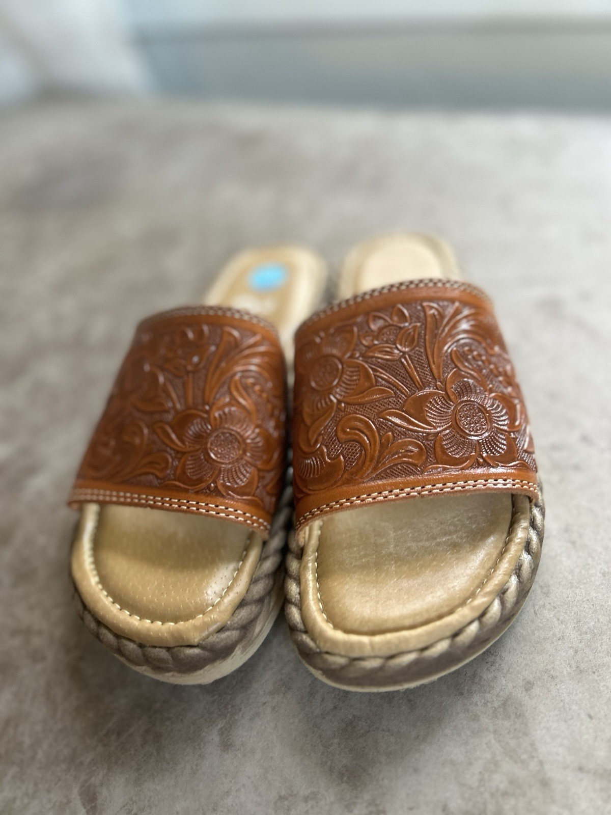 Mella Tooled Leather Huarache Slip On Sandals Shoe Size 7