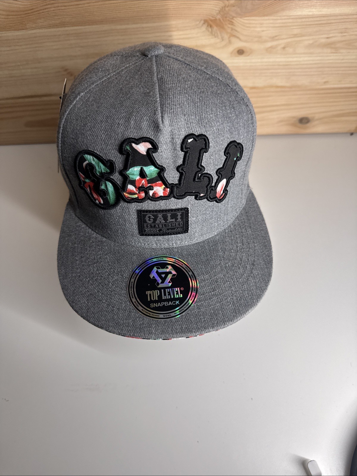 Top Level Limited Edition Cali Hat, SnapBack (Brand New DS)