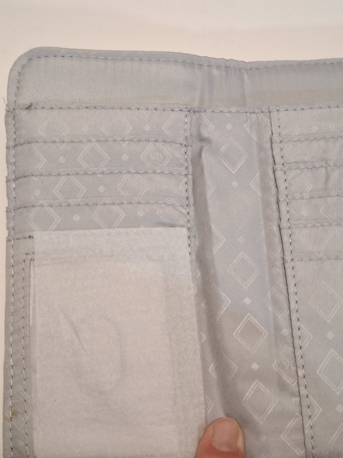 Vera Bradley RFID Smartphone Wristlet Wallet Dog Show Actual Picture Quilted