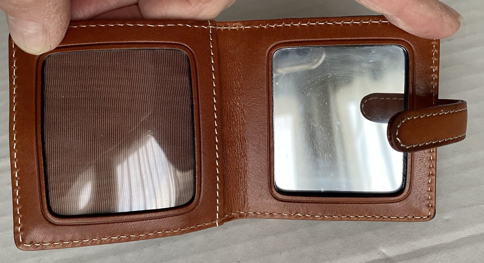 RARE Dooney & Bourke Compact Mirror Case Black Brown Leather 2.75” X 2.75” NEW