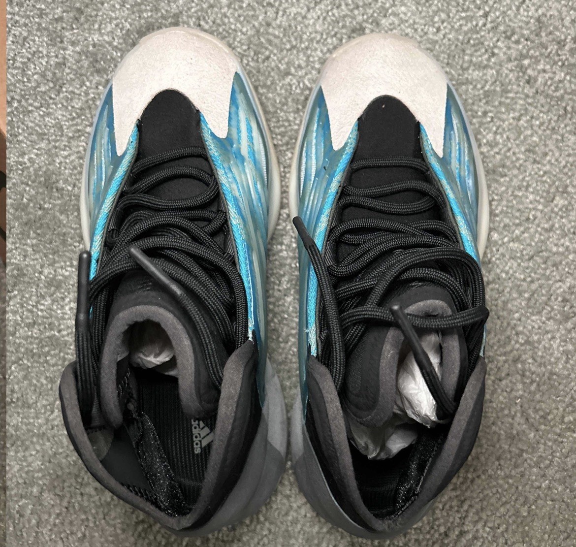 Adidas Yeezy Quantum ‘Frozen Blue’ Worn Once Sz 6M/7.5W