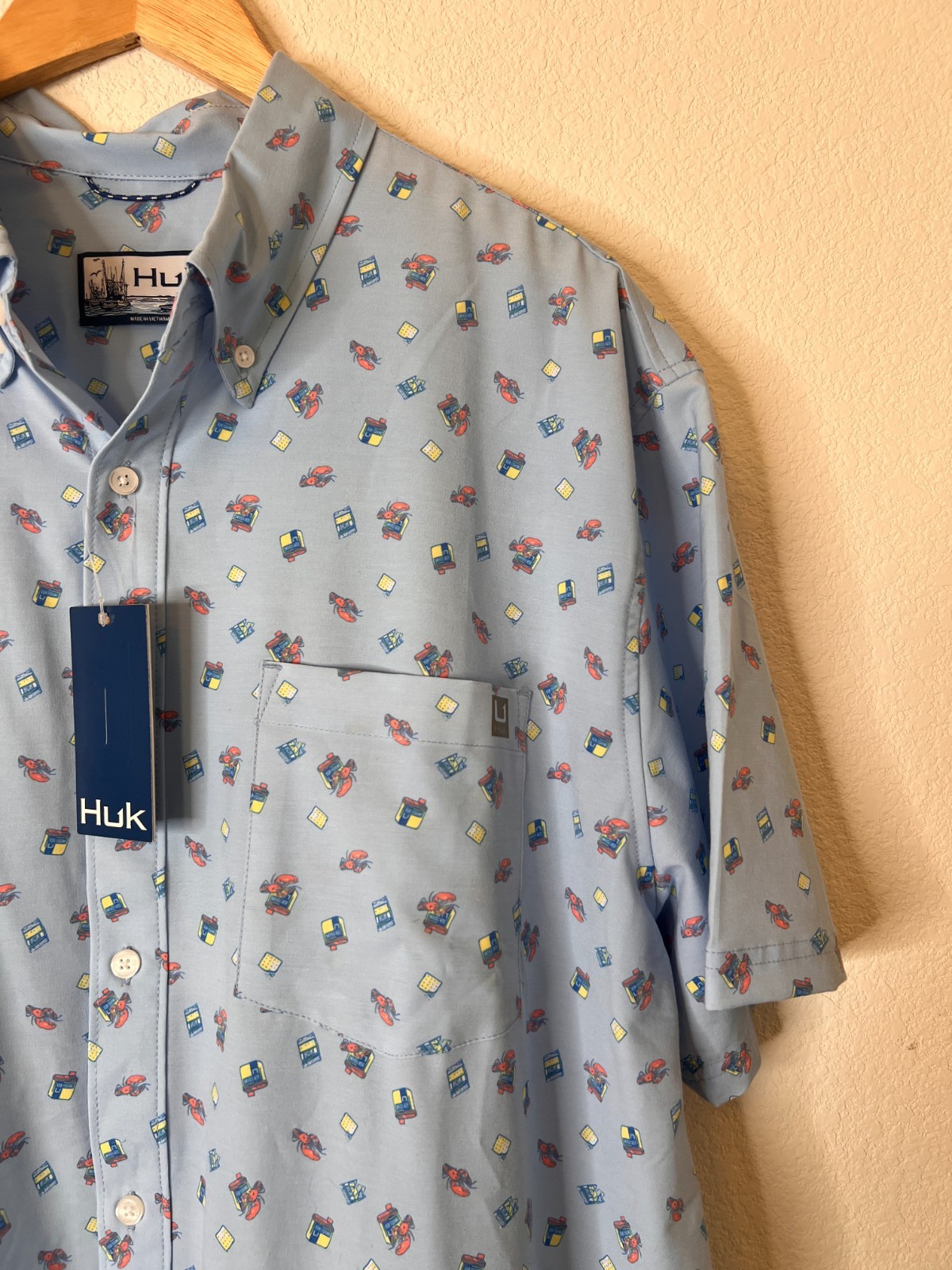 Huk Fishing Shirt UPF 30+ Button Down Short Sleeve Kona Print XL NWT