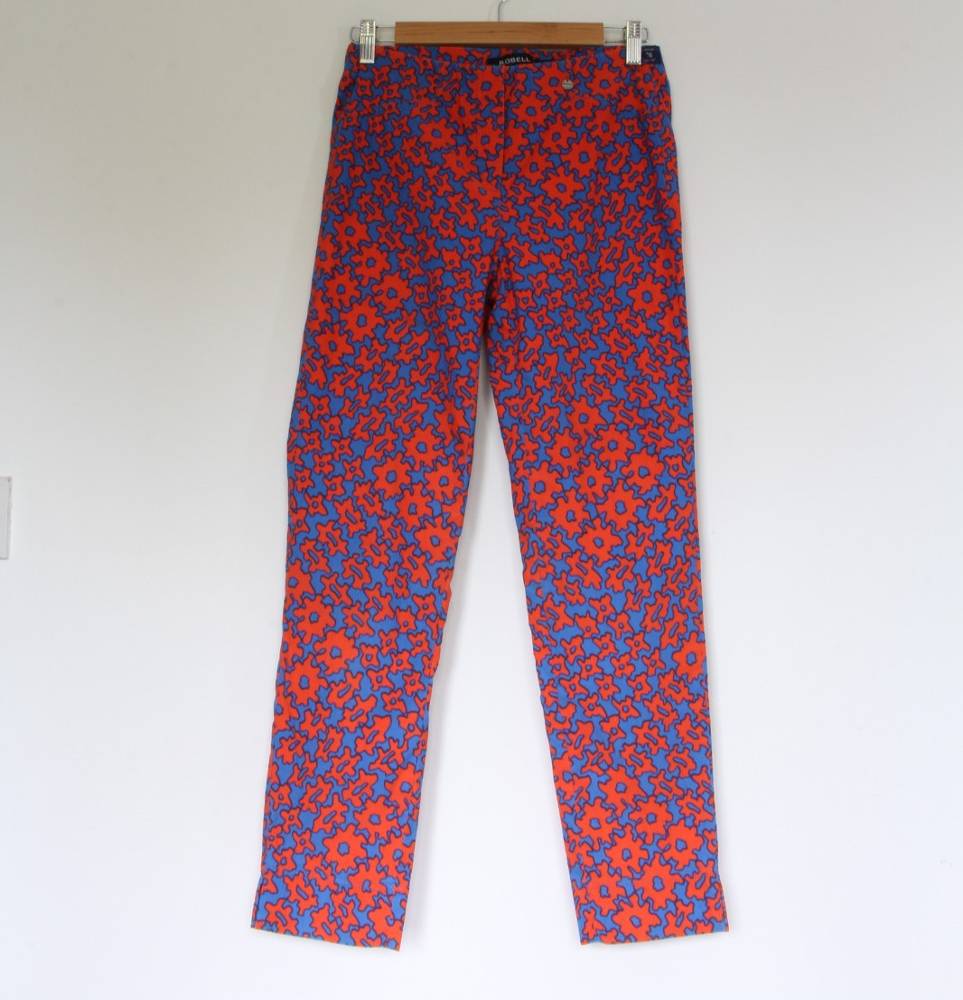 Robell Rose 09 UK 10 red blue abstract bold attern pull-on ankle grazer